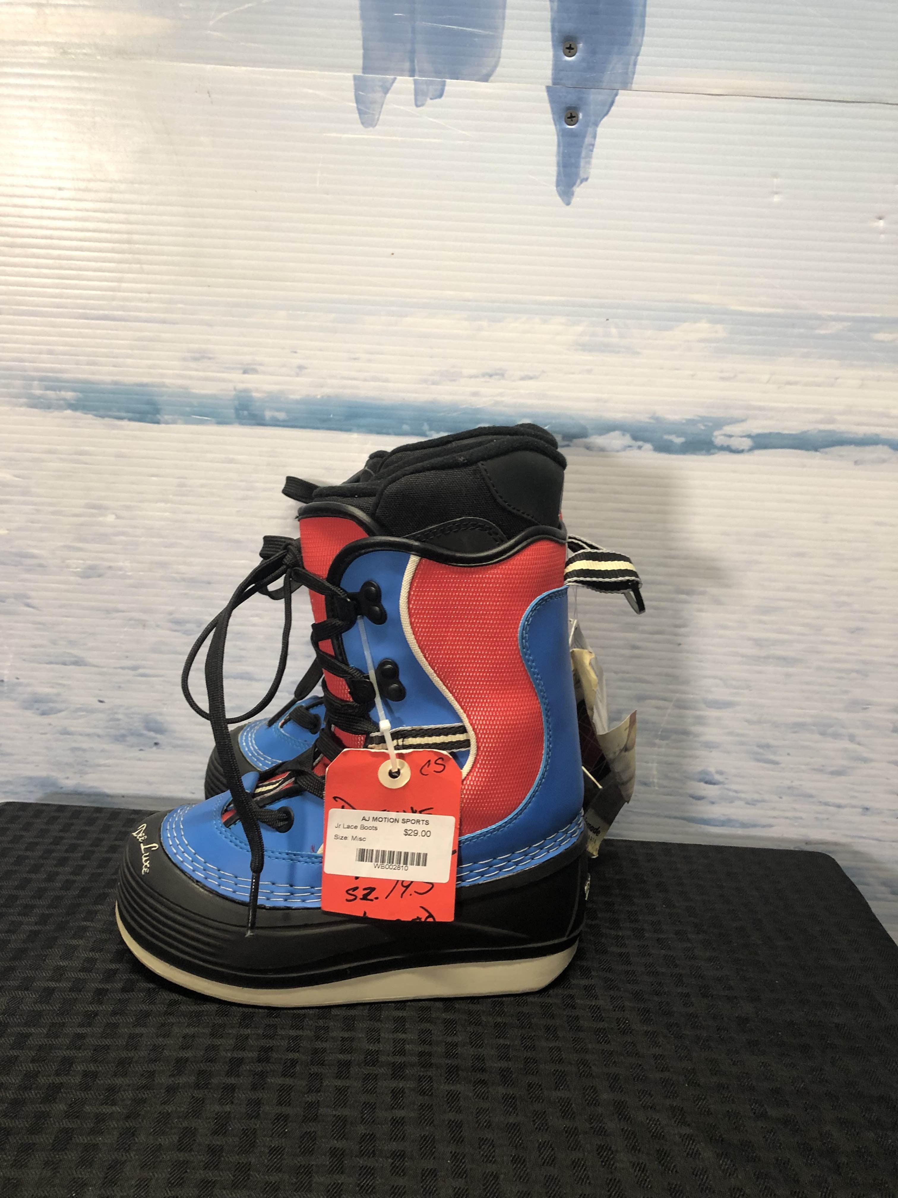 New Dee Luxe Lace Up Kid's Size 19.5 Snowboard Boot
