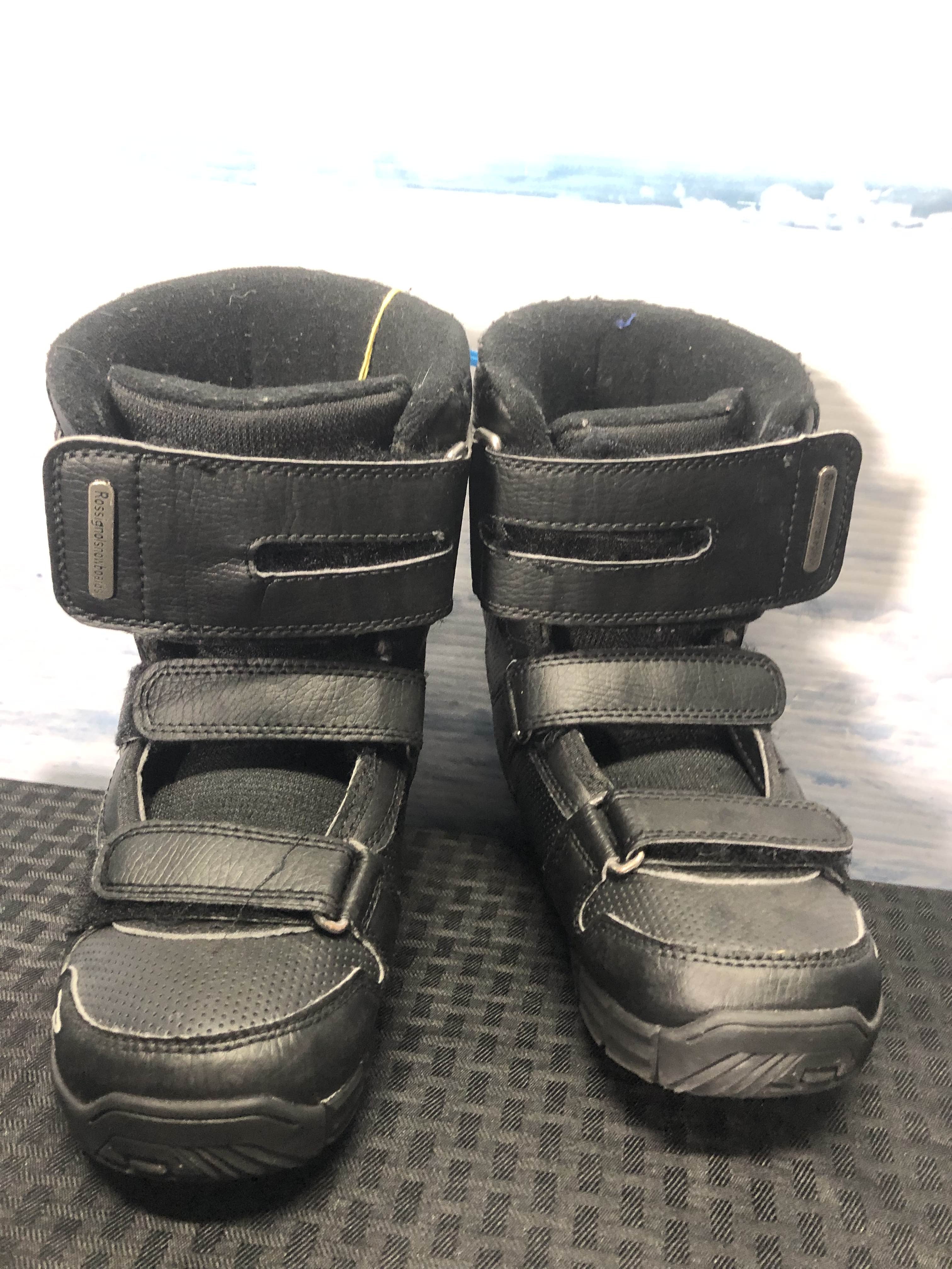 Used Rossignol Rossi Kid 21.0 Velcro Kids Snowboard Boots