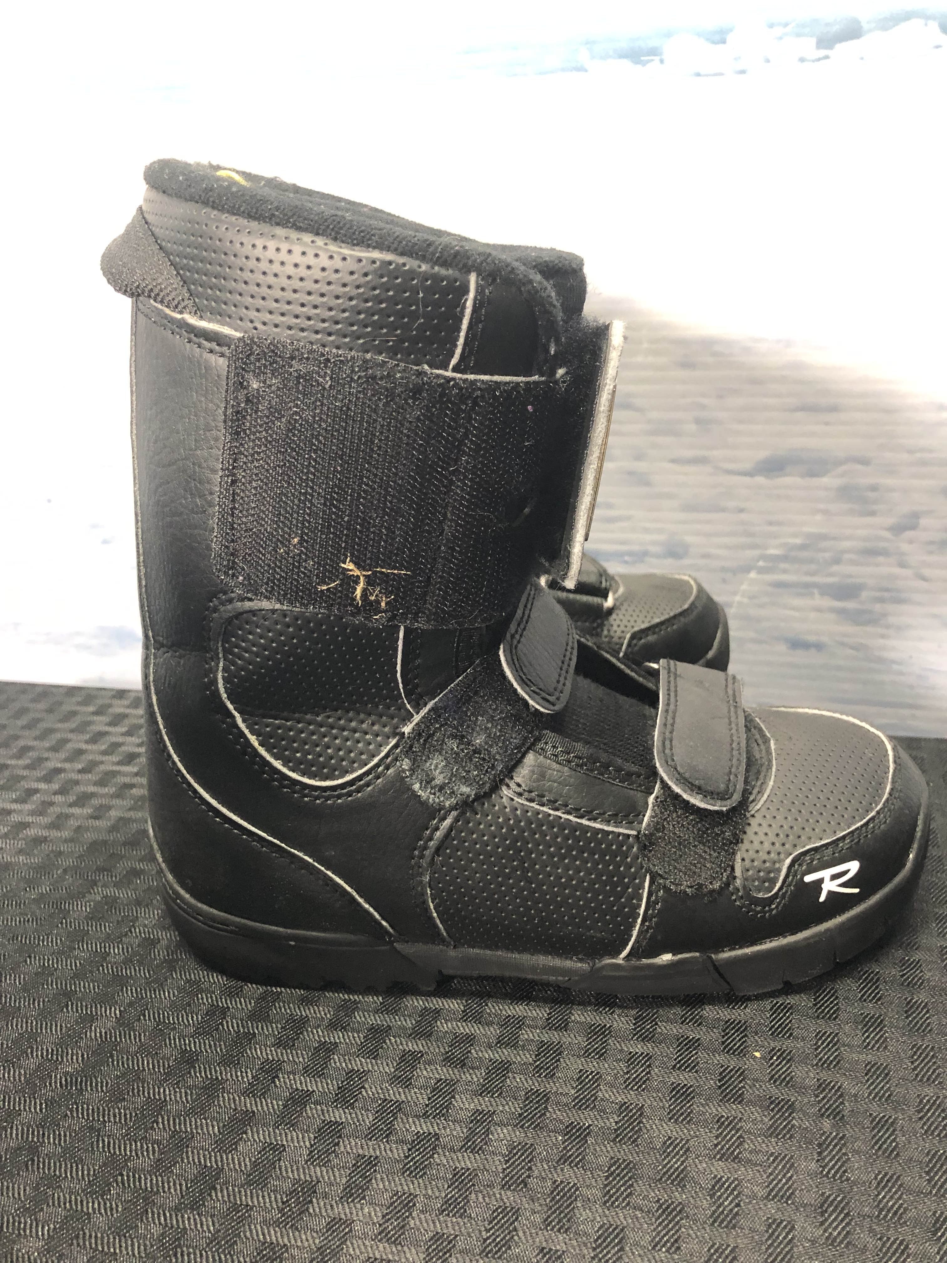 Used Rossignol Rossi Kid 21.0 Velcro Kids Snowboard Boots