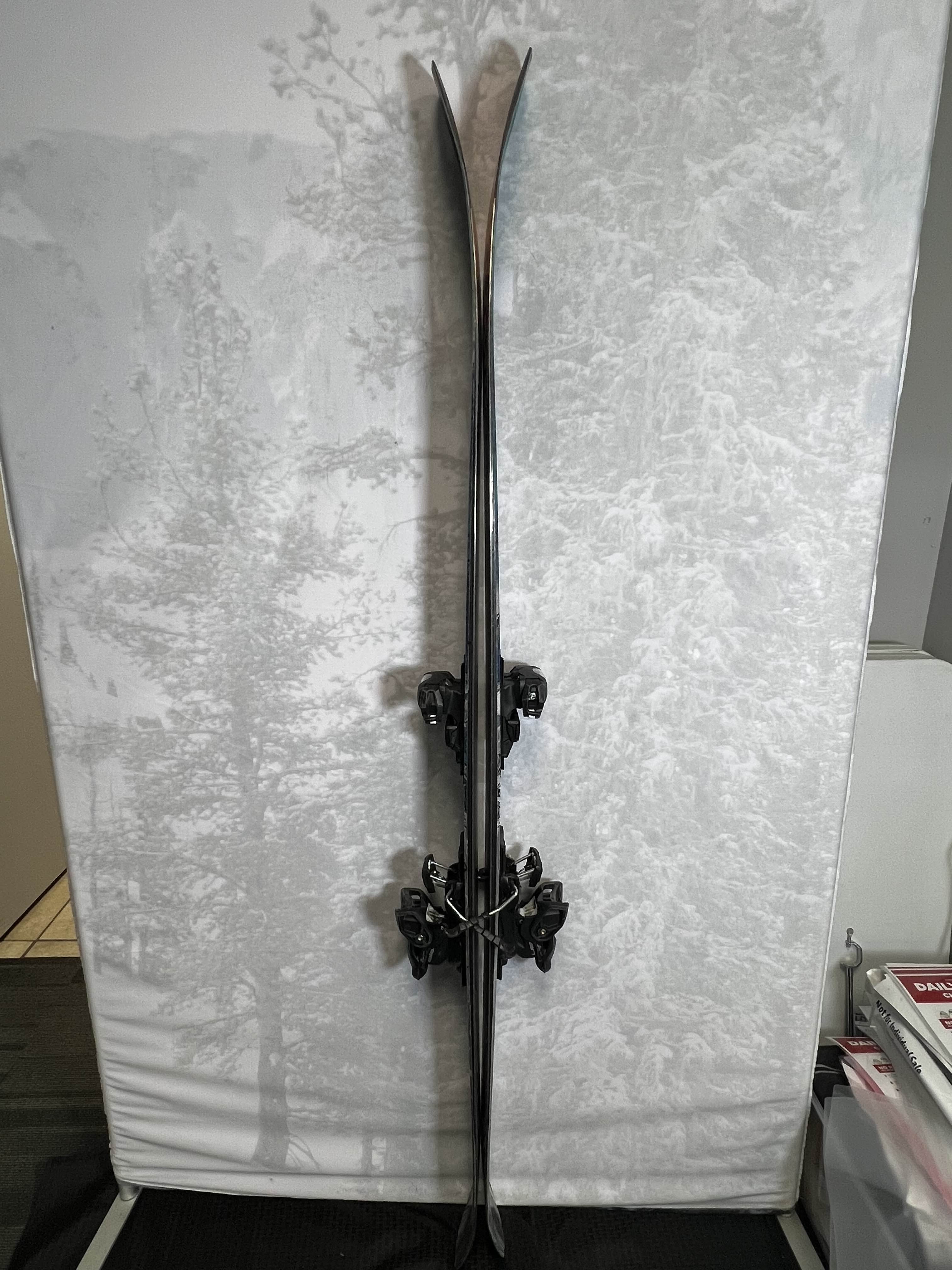 Used 2023 Atomic Bent Chetler 100 180cm Skis with Adjustable Elan Attack 13 Bindings