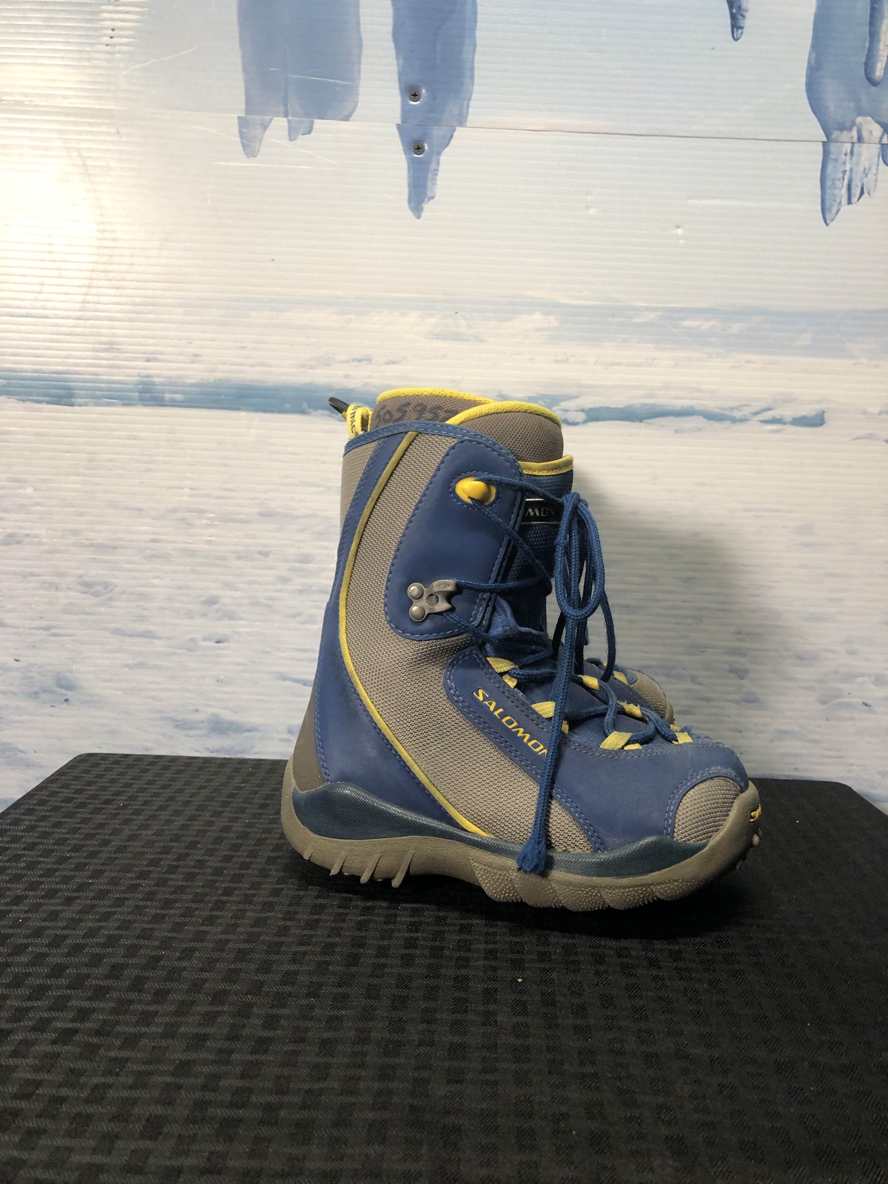 Used Salomon Talapus Jr Lace Snowboard Boot- 21.0