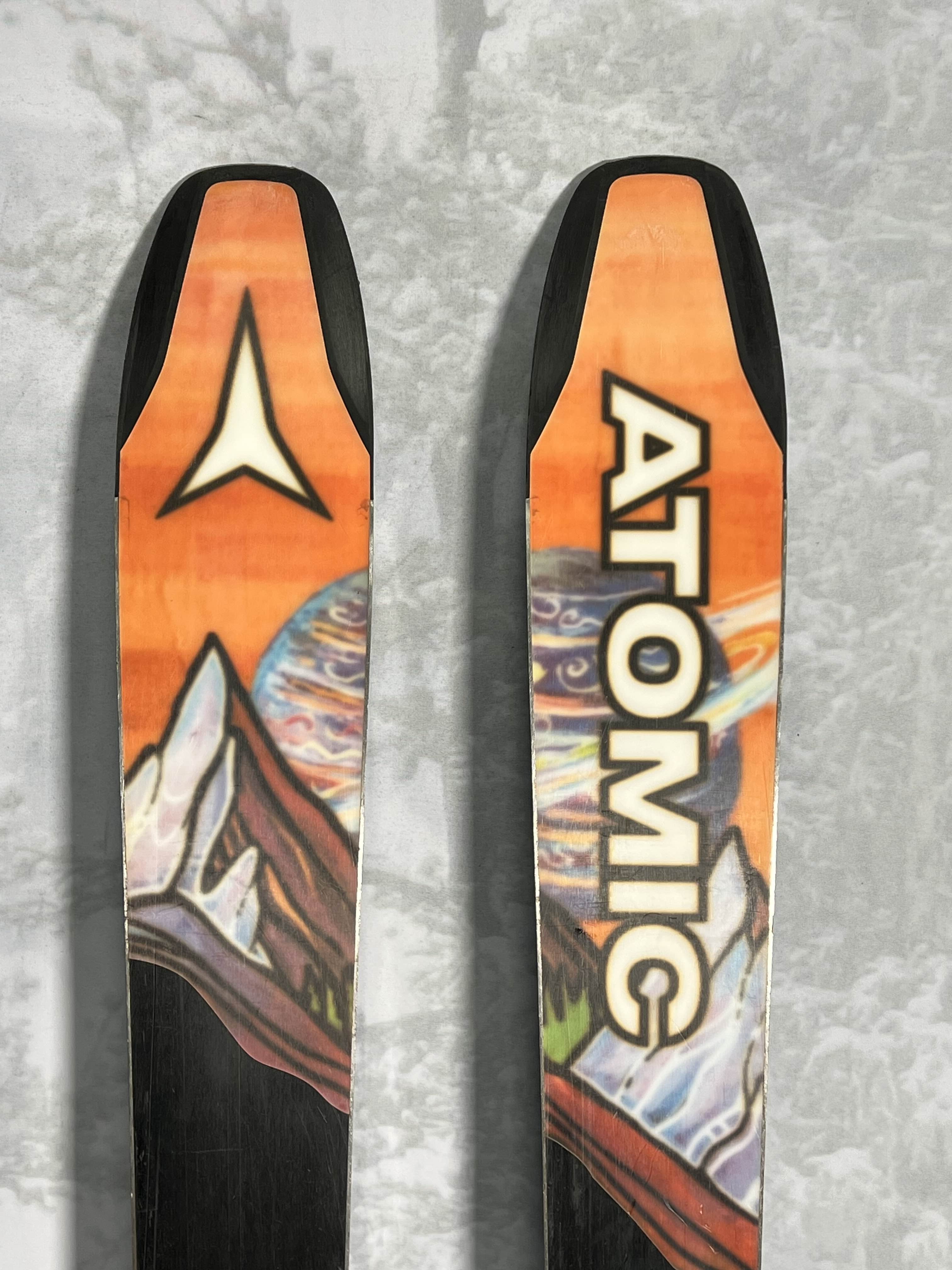 Used 2023 Atomic Bent Chetler 100 172cm Skis with Adjustable Tyrolia Attack 14 Bindings