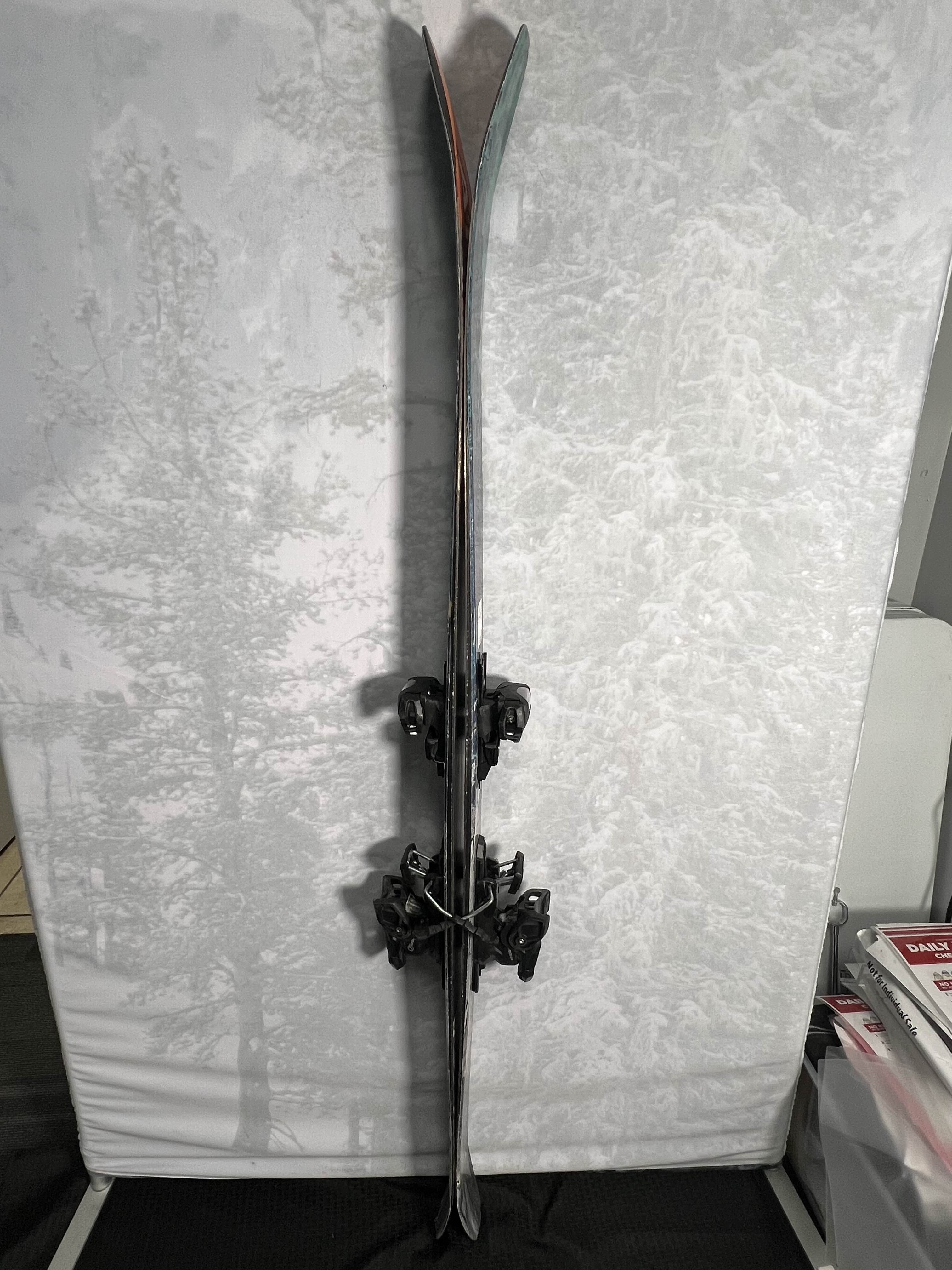 Used 2023 Atomic Bent Chetler 100 172cm Skis with Adjustable Tyrolia Attack 14 Bindings