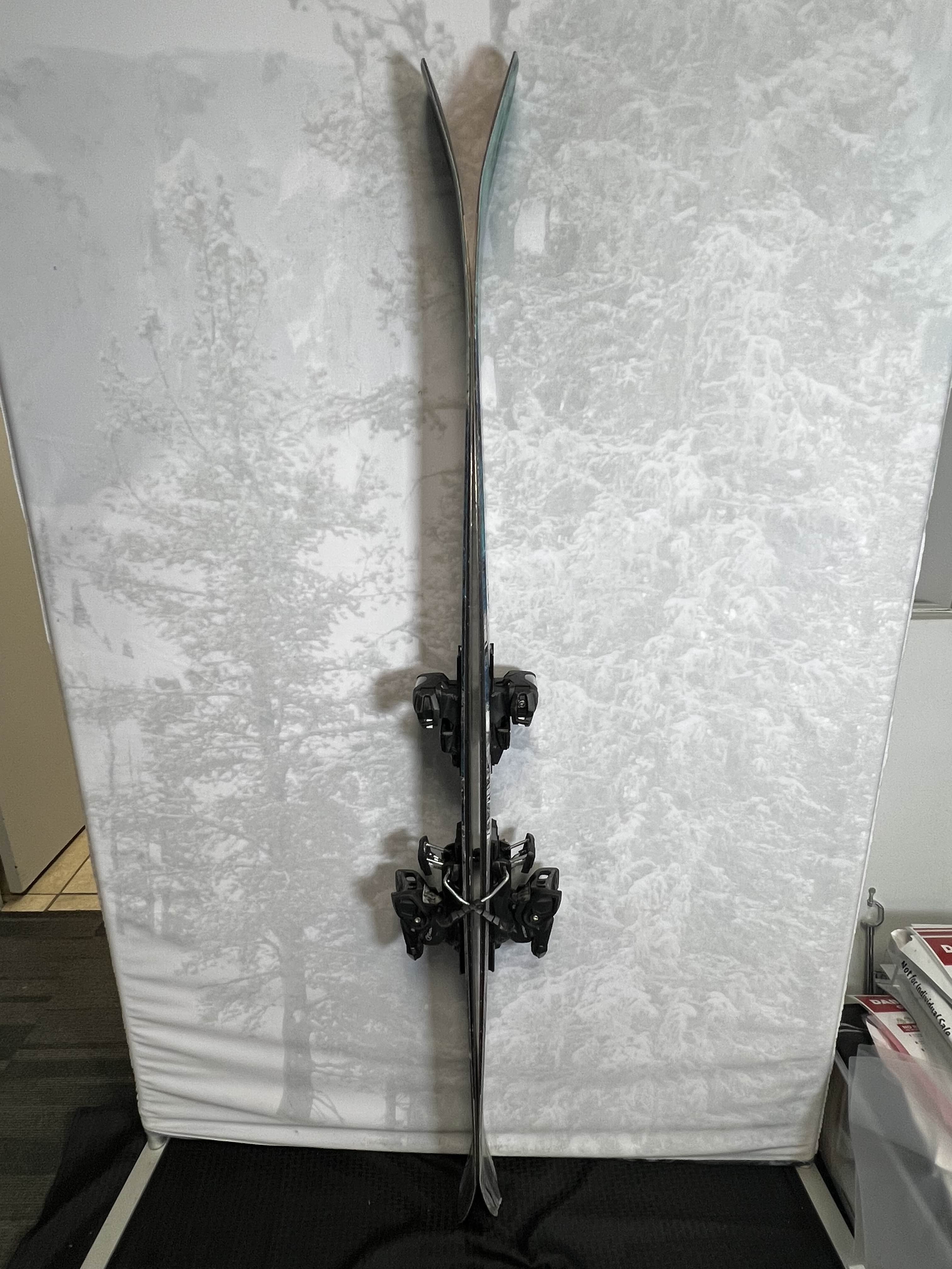 Used 2023 Atomic Bent Chetler 100 172cm Skis with Adjustable Tyrolia Attack 14 Bindings
