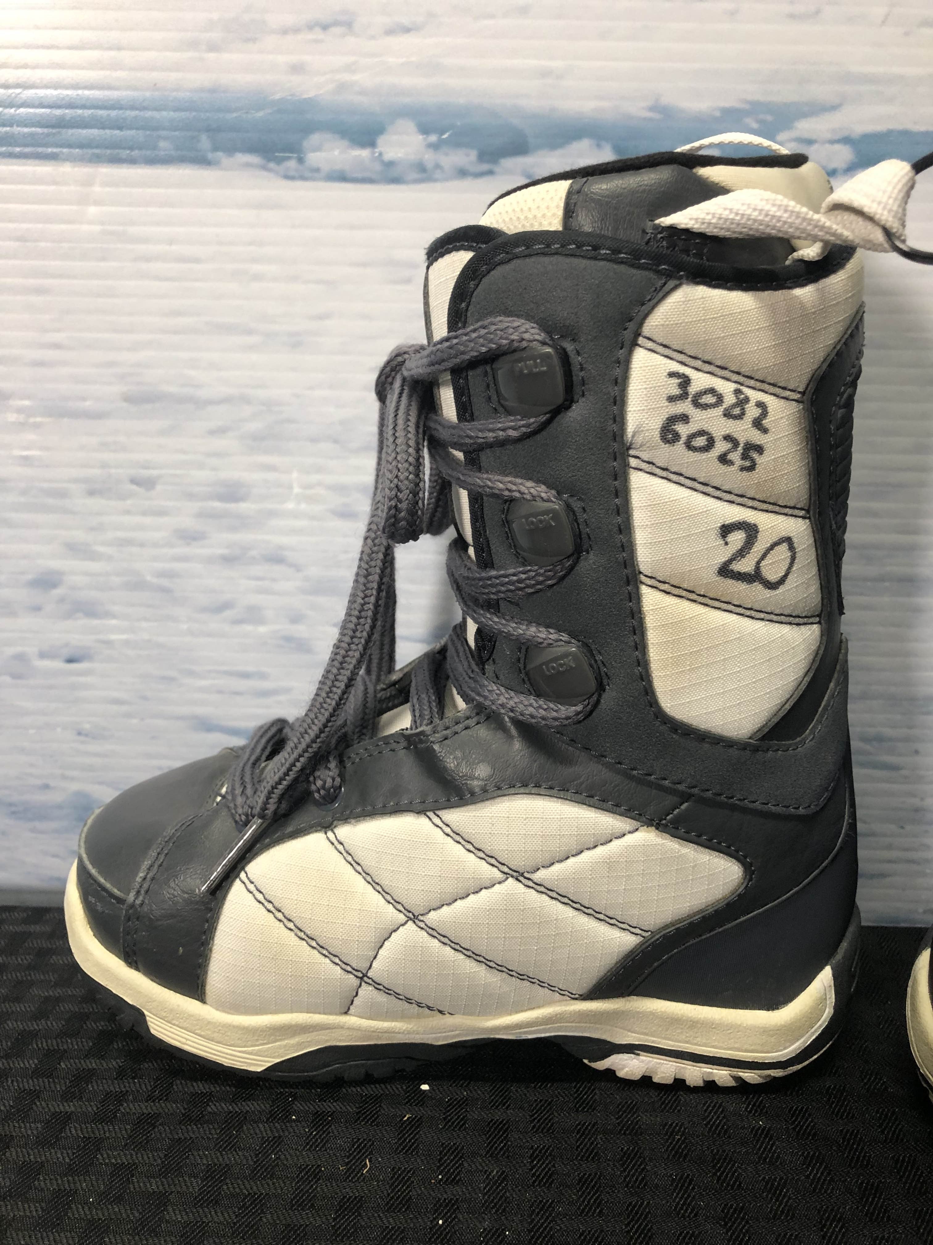 Used Head Jr Lace Up Snowboard Boot - 20.0