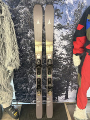 Atomic Maven 84 R 162cm Skis w/ Atomic M10 GW SYS ATO Demo Binding - New 2027