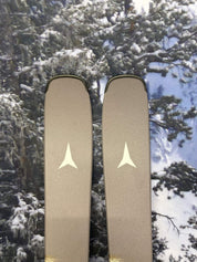 Atomic Maven 84 R 162cm Skis w/ Atomic M10 GW SYS ATO Demo Binding - New 2027