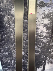 Atomic Maven 84 R 162cm Skis w/ Atomic M10 GW SYS ATO Demo Binding - New 2027