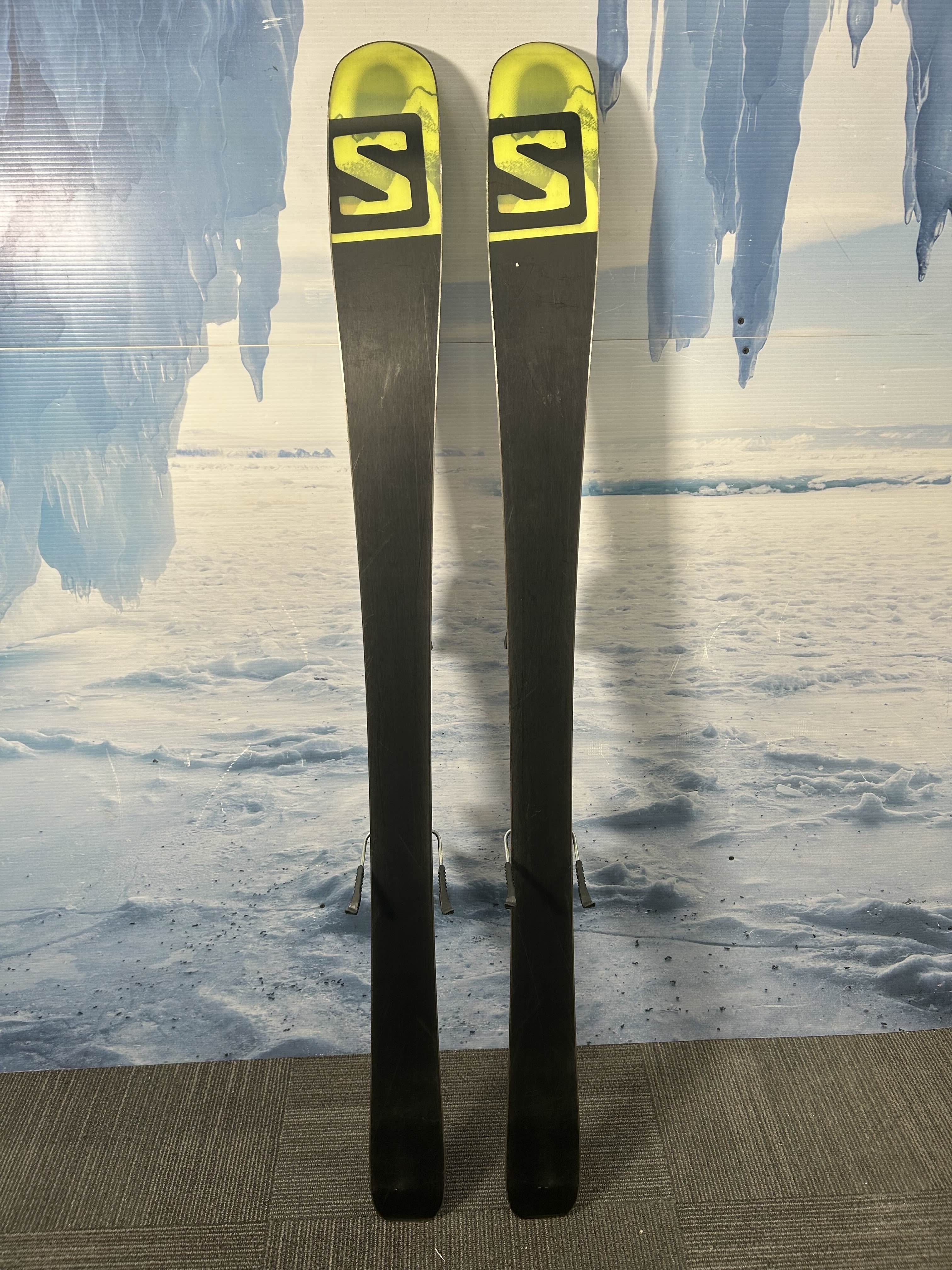Used Salomon Q 85 Ski w/ Salomon Sympro 12 Demo Bindings - 160CM
