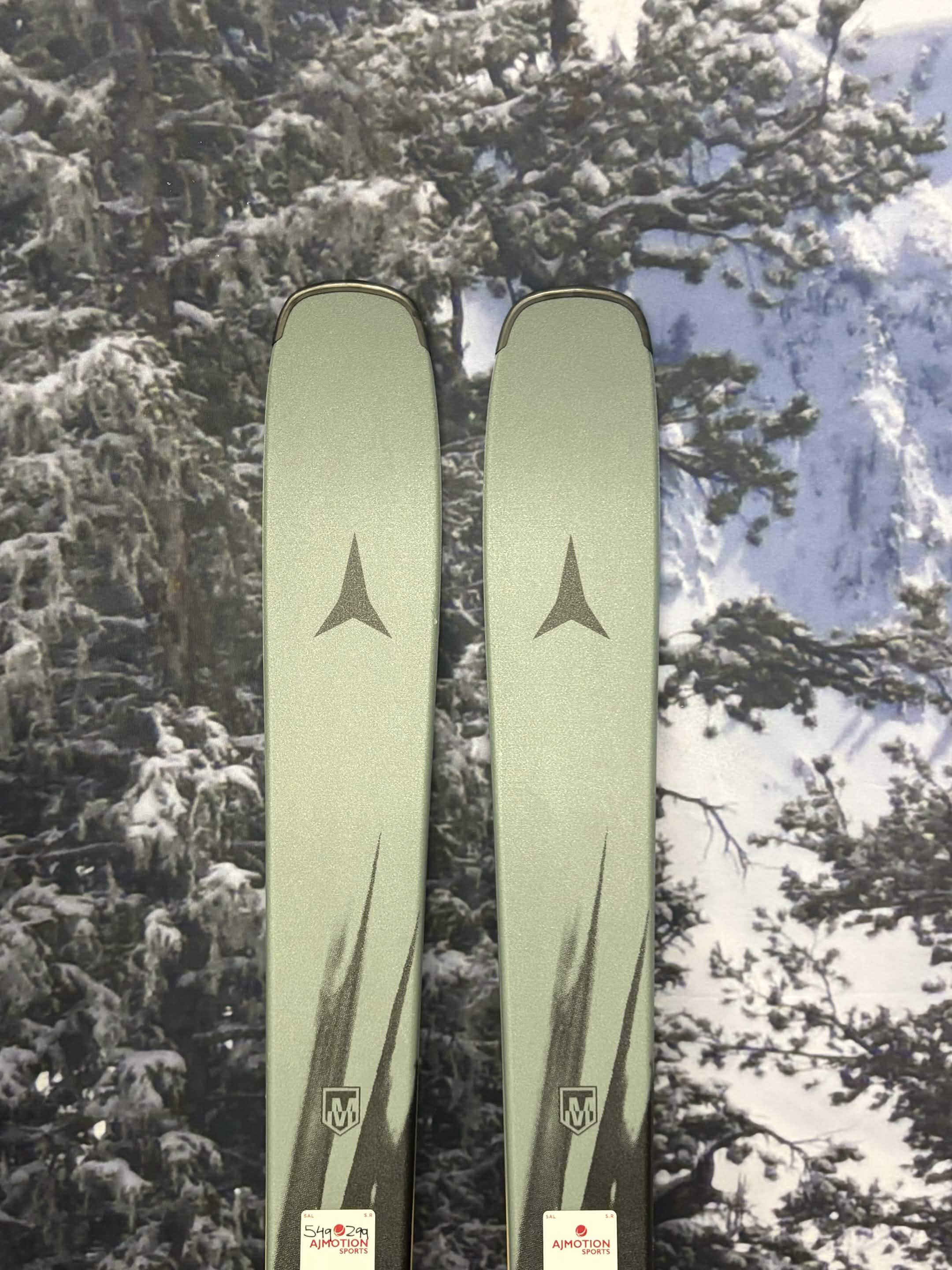 Atomic Maverick 84 R 162cm Skis w/ ATOMIC M10 GW SYS ATO Demo Binding - New 2027