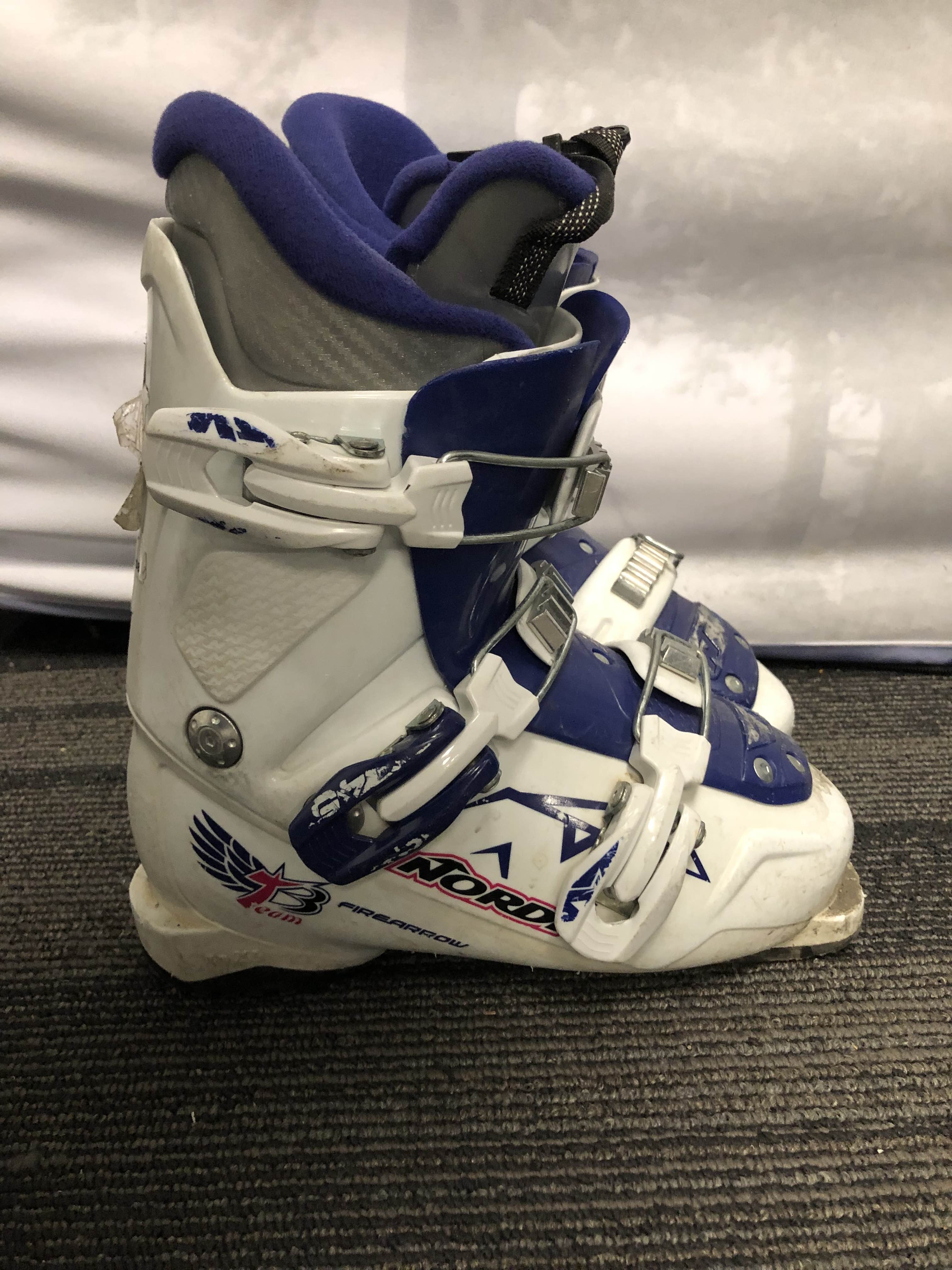 Used Nordica Team 3 Firearrow Youth Kids Ski Boot - 21.5MP