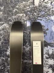 Atomic Maverick 84 R 162cm Skis w/ ATOMIC M10 GW SYS ATO Demo Binding - New 2027
