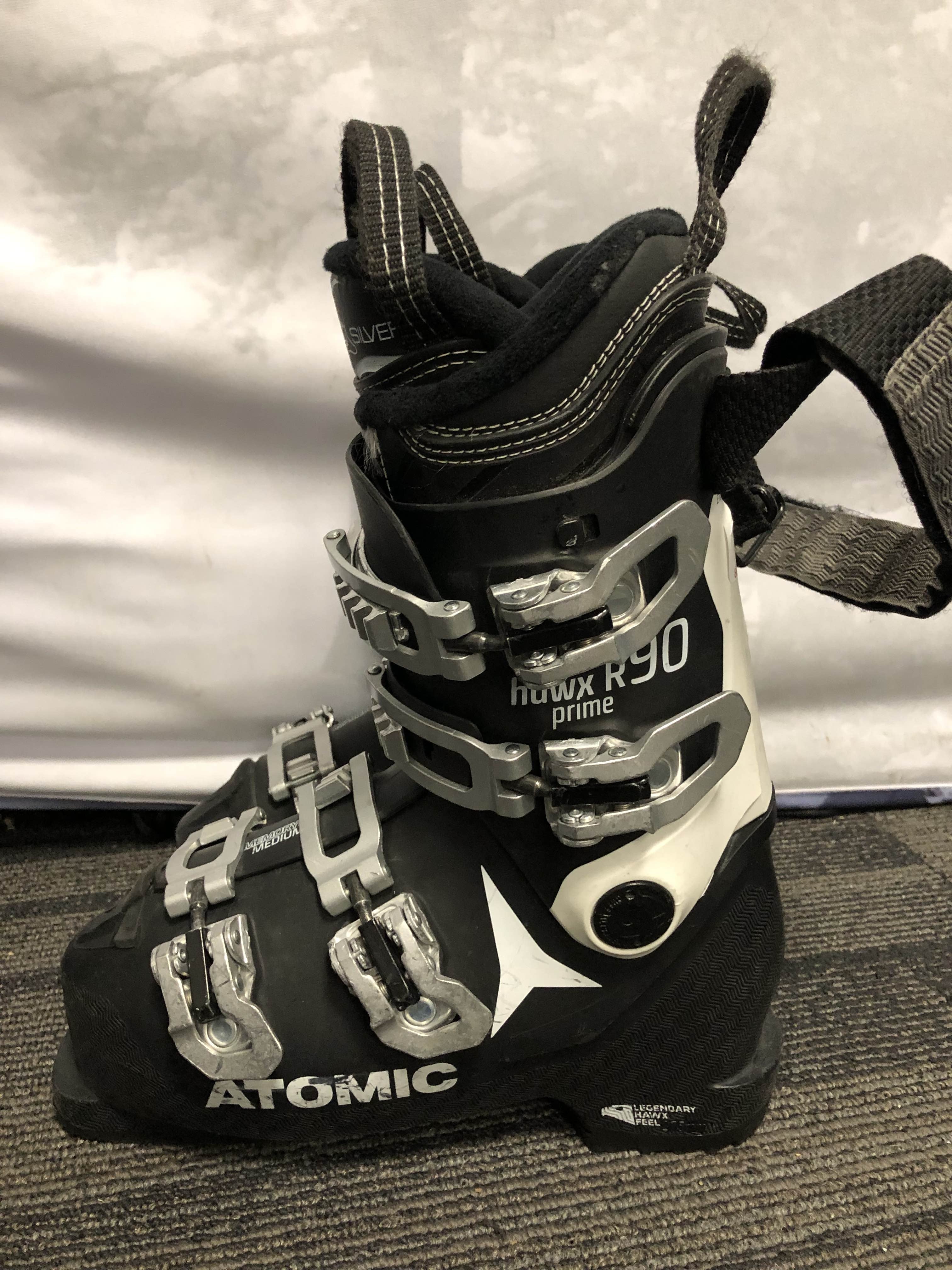 Used Atomic Hawx Prime 90 Ski Boot 23.5cm – AJ Motion Sports