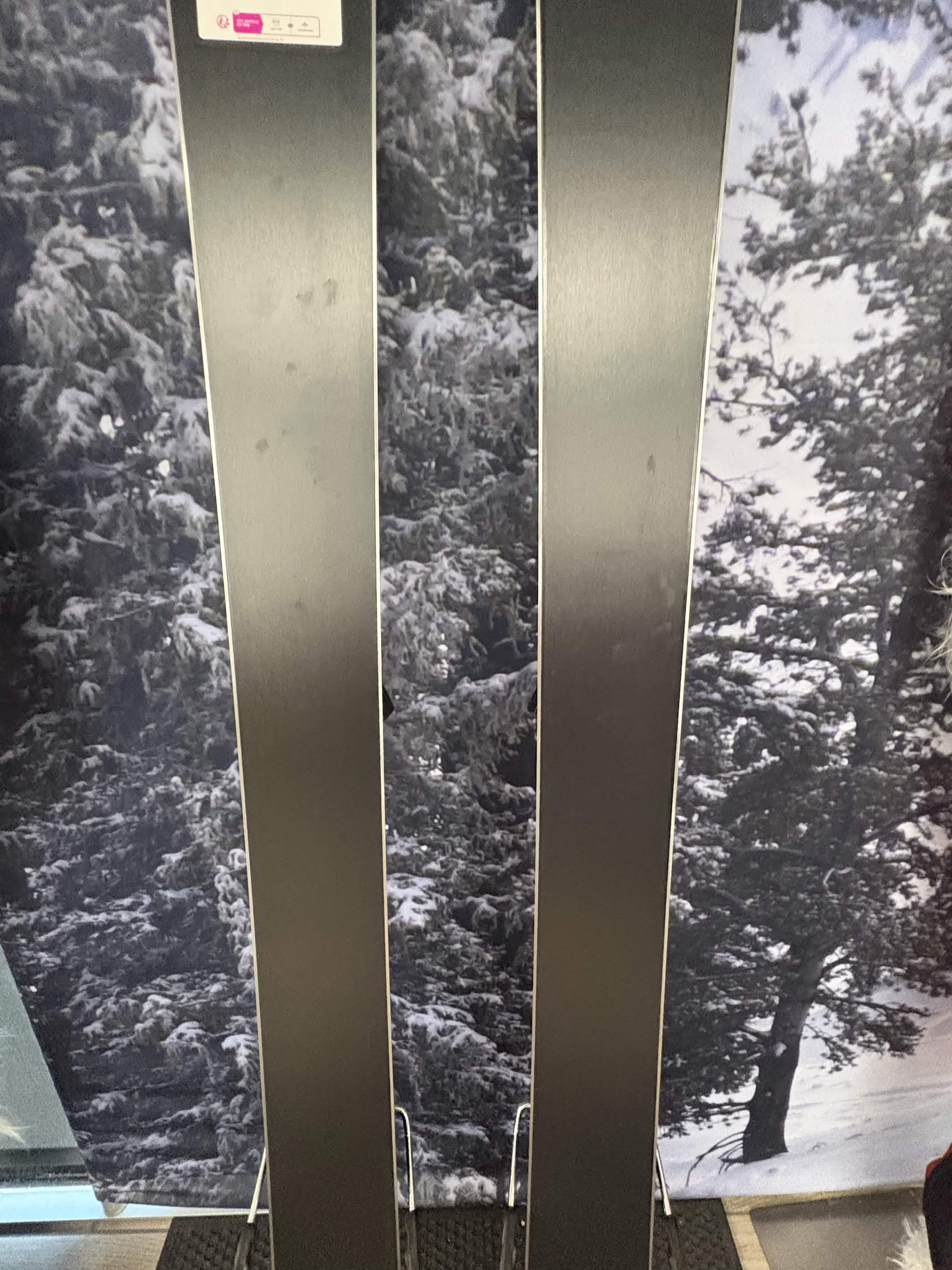 Atomic Maverick 84 R 171cm Skis w/ ATOMIC M10 GW SYS ATO Demo Binding -New 2027