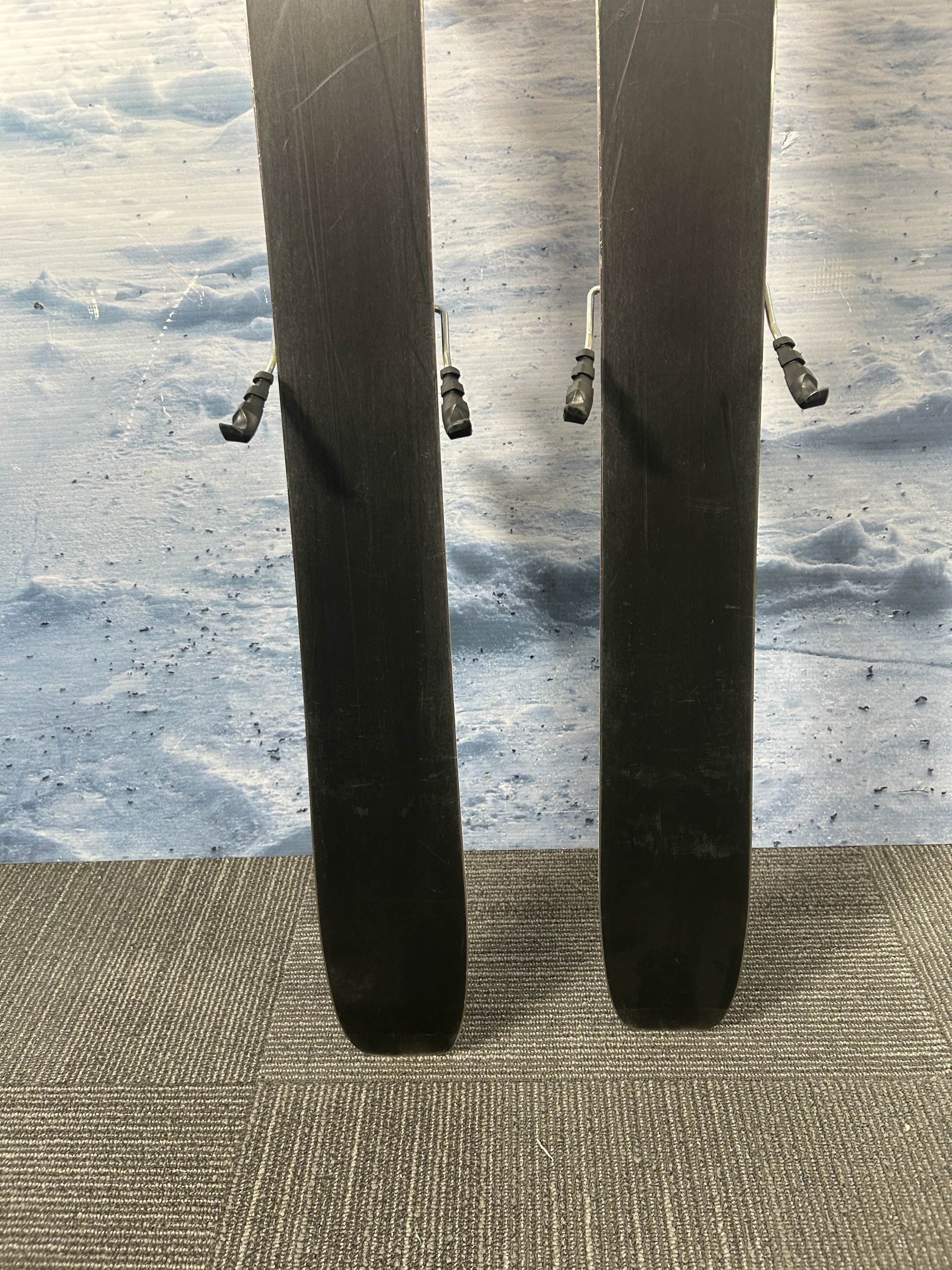Used K2 Pinnacle 105 Ski w/ Fischer Attack 13 Demo Bindings - 170CM