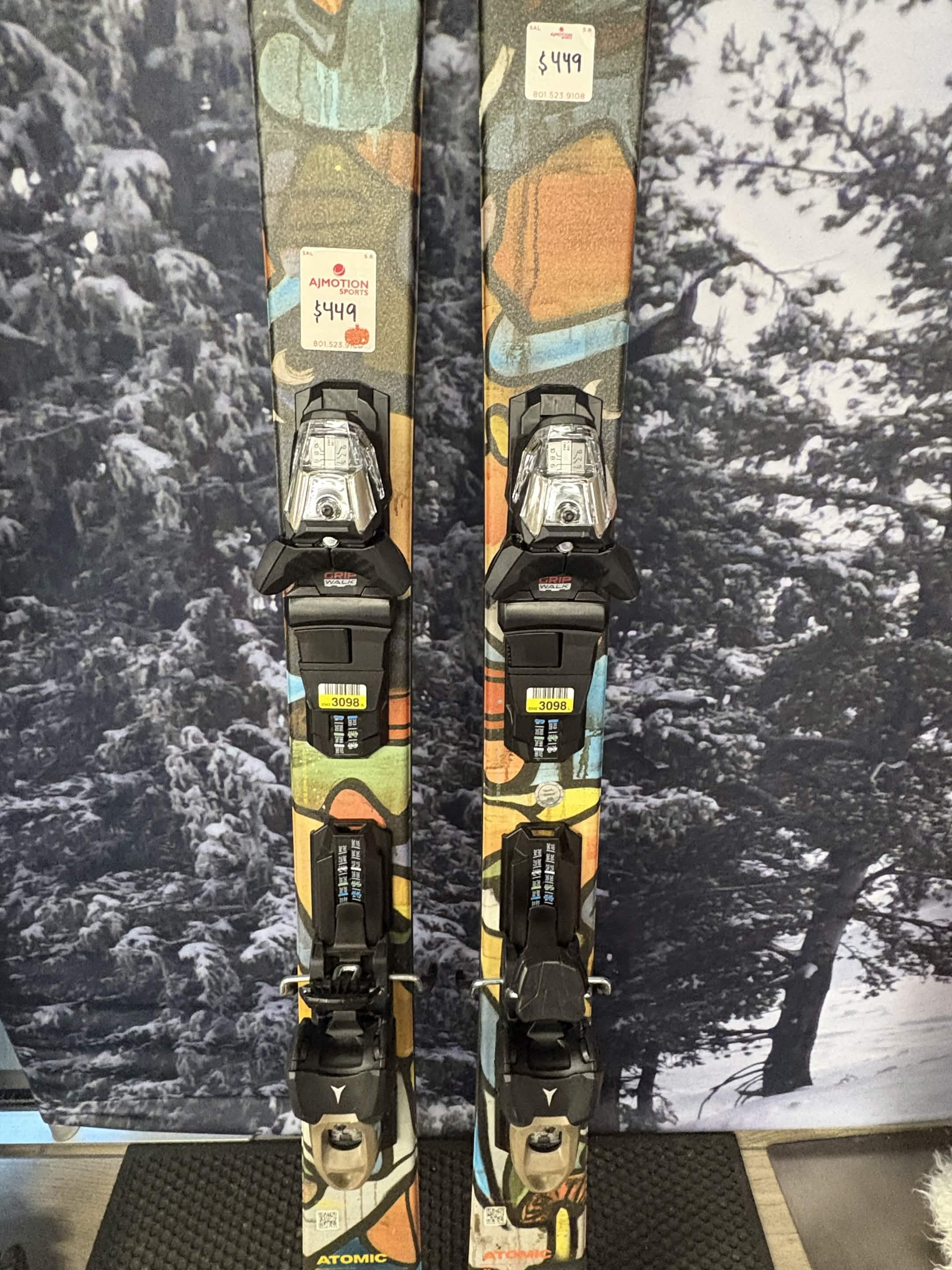 Atomic Bent Chetler 85R 160cm Skis w/ ATOMIC EM10 GW ATO SYS Demo Binding - New 2026