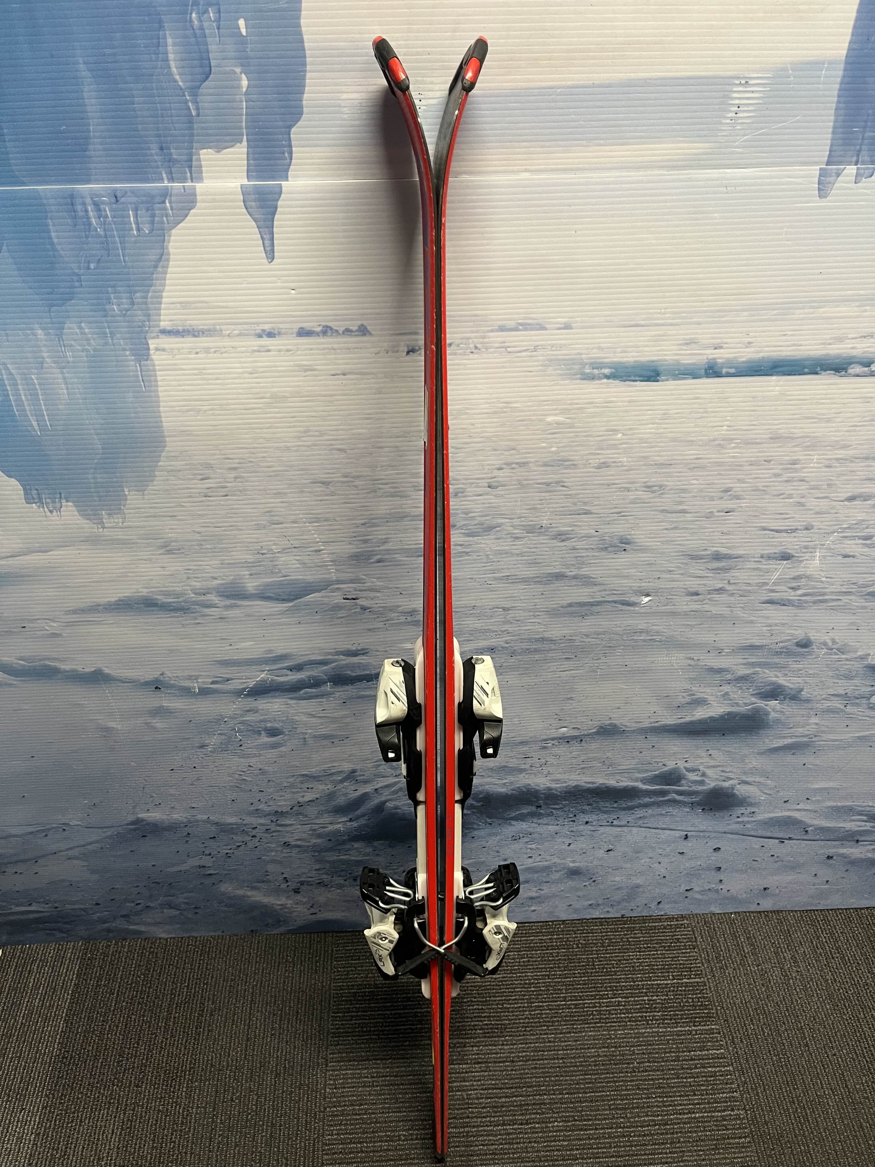 Used Head Super Shape Team Youth Ski w/ Tyrolia Lrx 7.5 Demo Bindings - 137CM