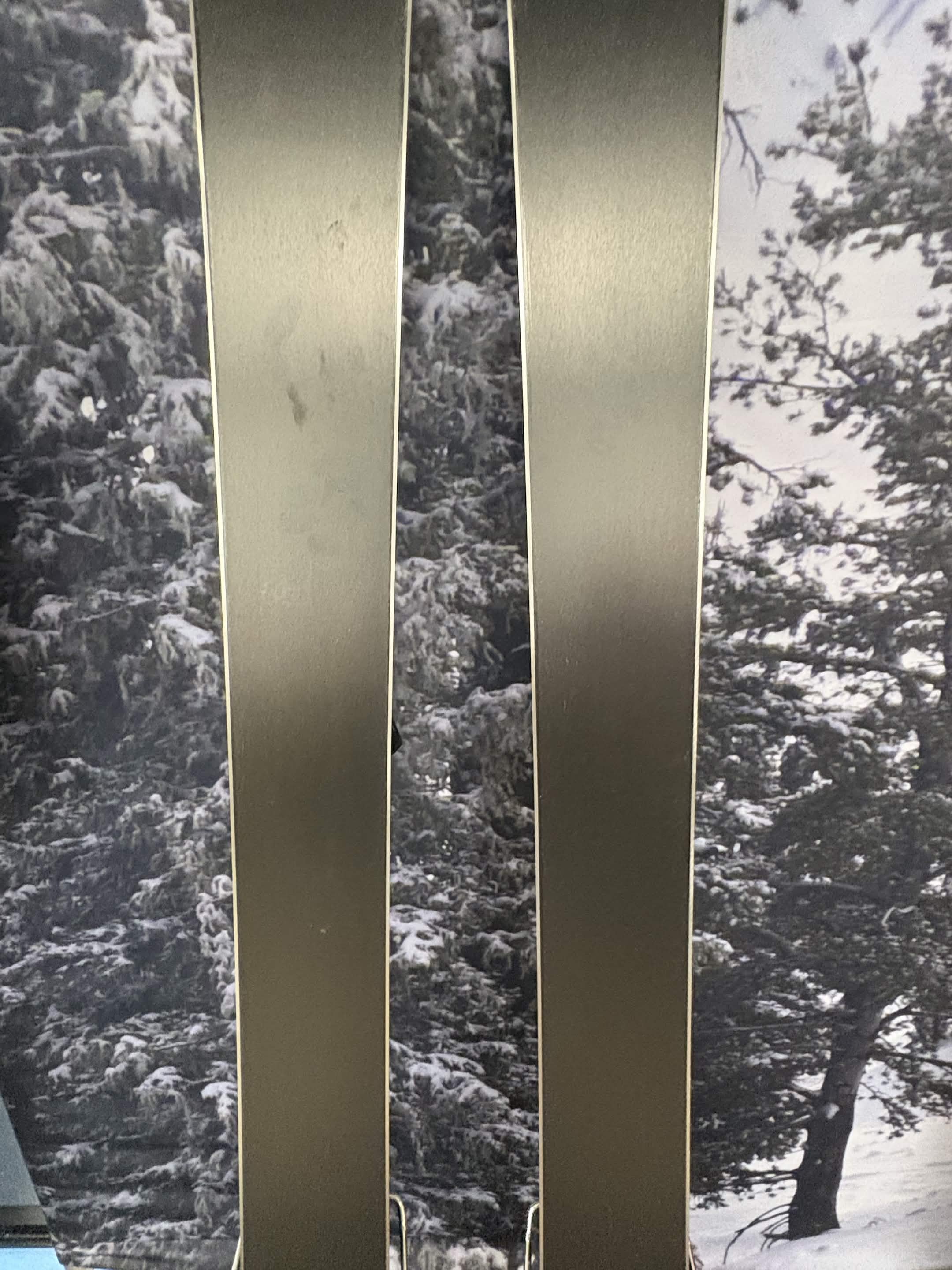 Atomic Bent Chetler 85R 165cm Skis w/ Atomic EM10 GW ATO SYS Demo Binding - New 2026