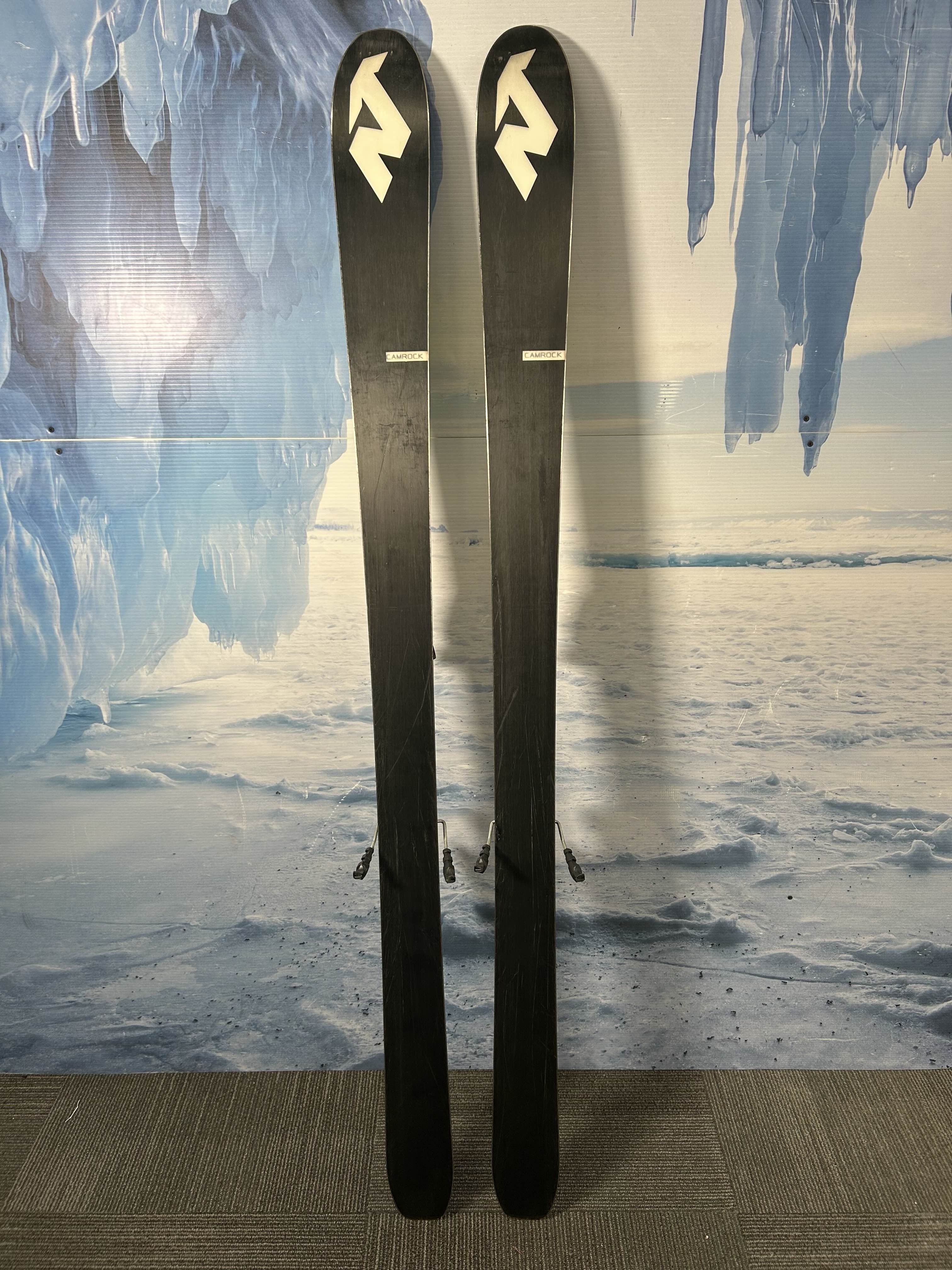 Used Nordica Nrgy 90 Ski w/ Tyrolia Sympro 12 Demo Bindings - 177CM