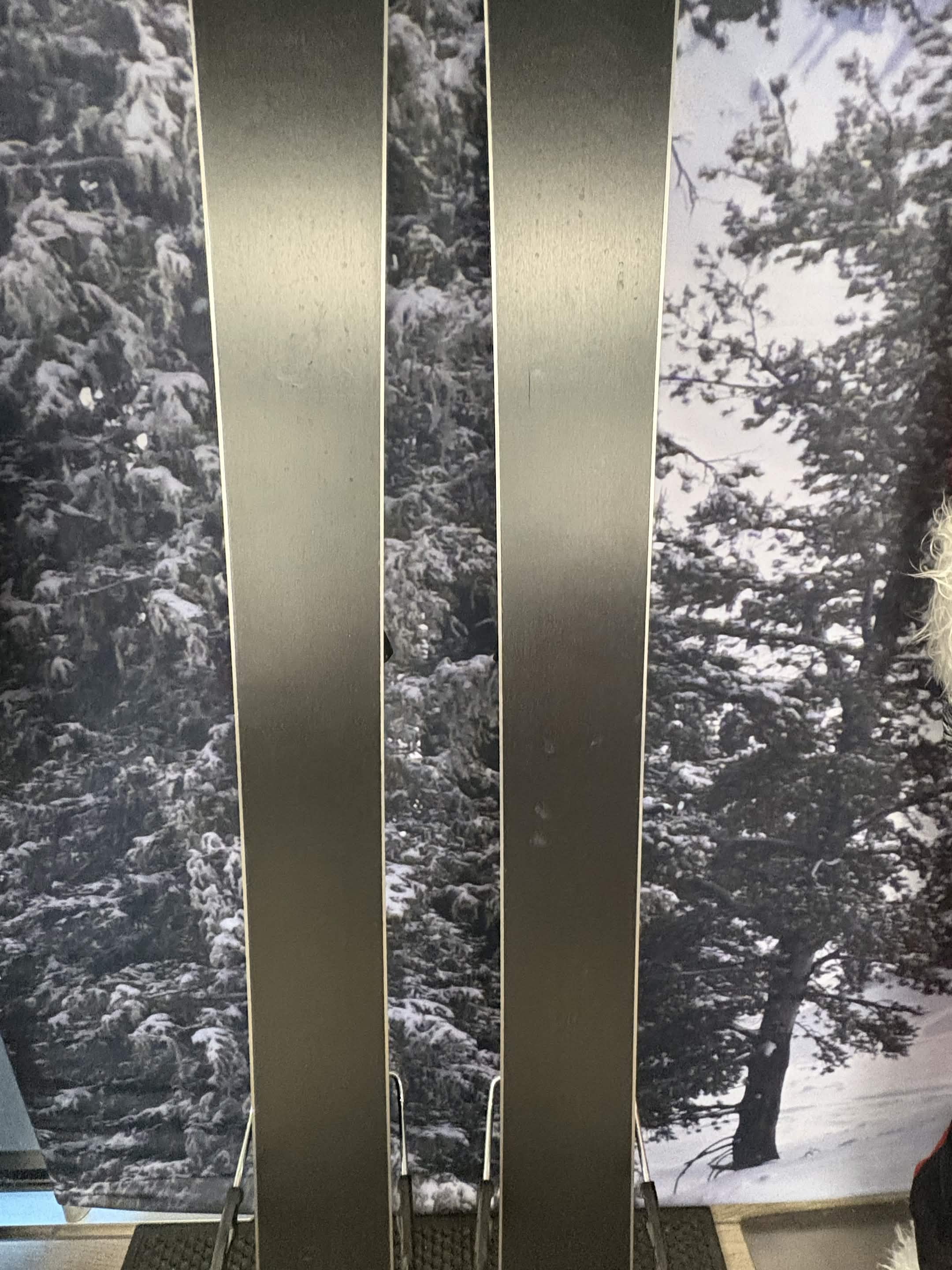 Atomic Bent Chetler 85R 170cm Skis w/ Atomic EM10 GW ATO SYS Demo Binding - New 2026
