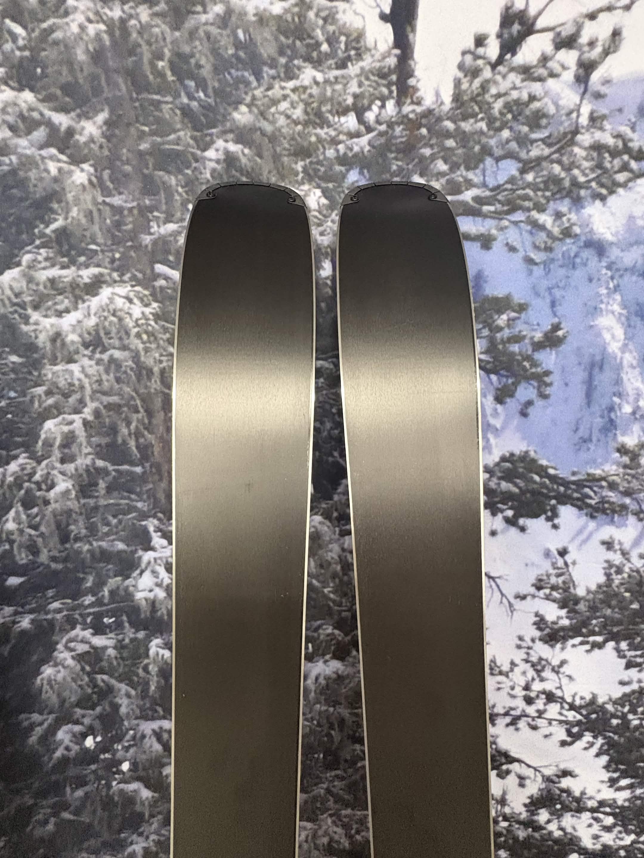 Atomic Bent Chetler 85 R 170cm Skis w/ Atomic M10 GW SYS ATO Demo Binding -New 2027