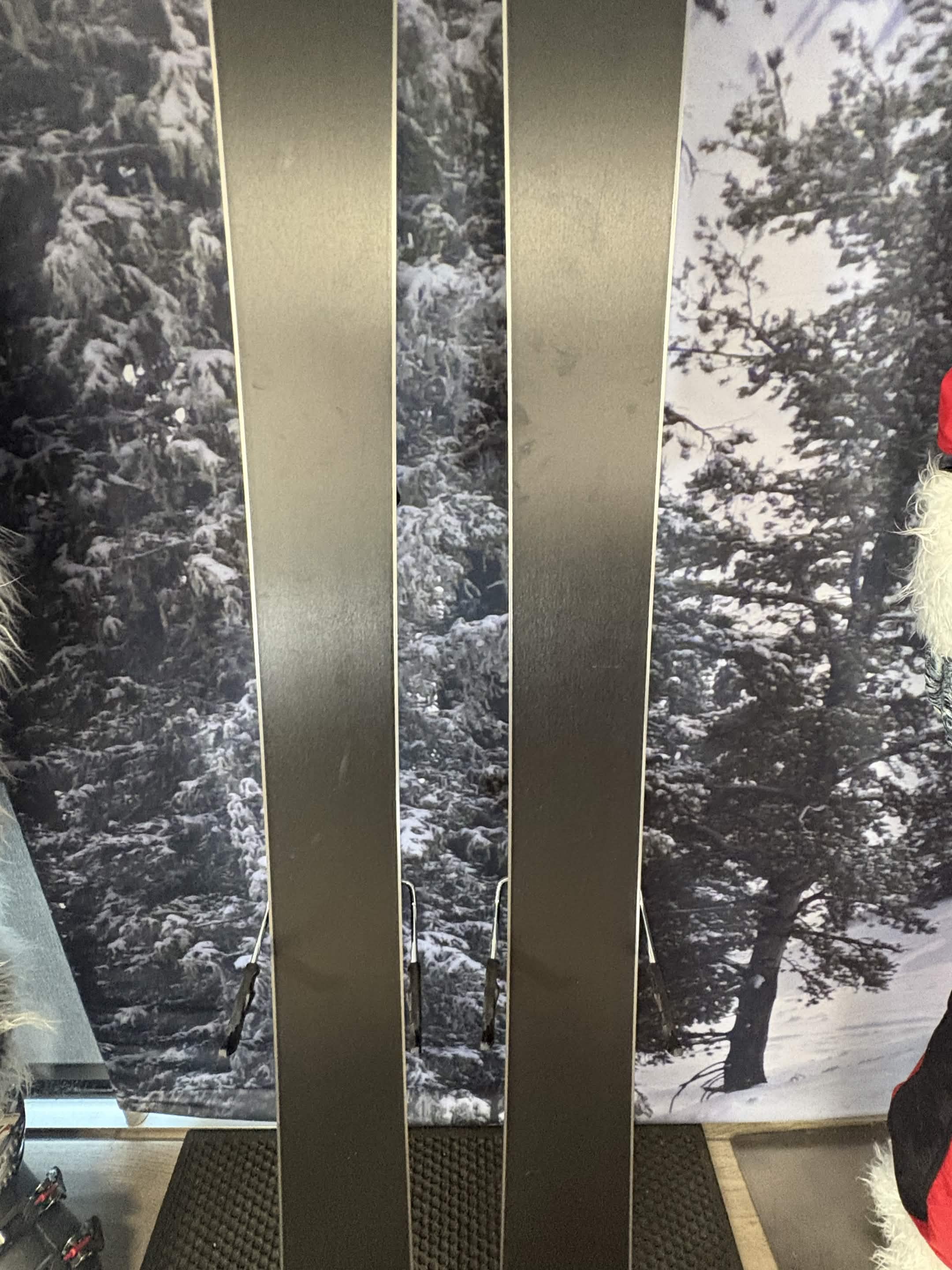 Armada ARV 94 R 178cm Skis w/ Armada Strive 11 ARM SYS Demo Binding - New 2027