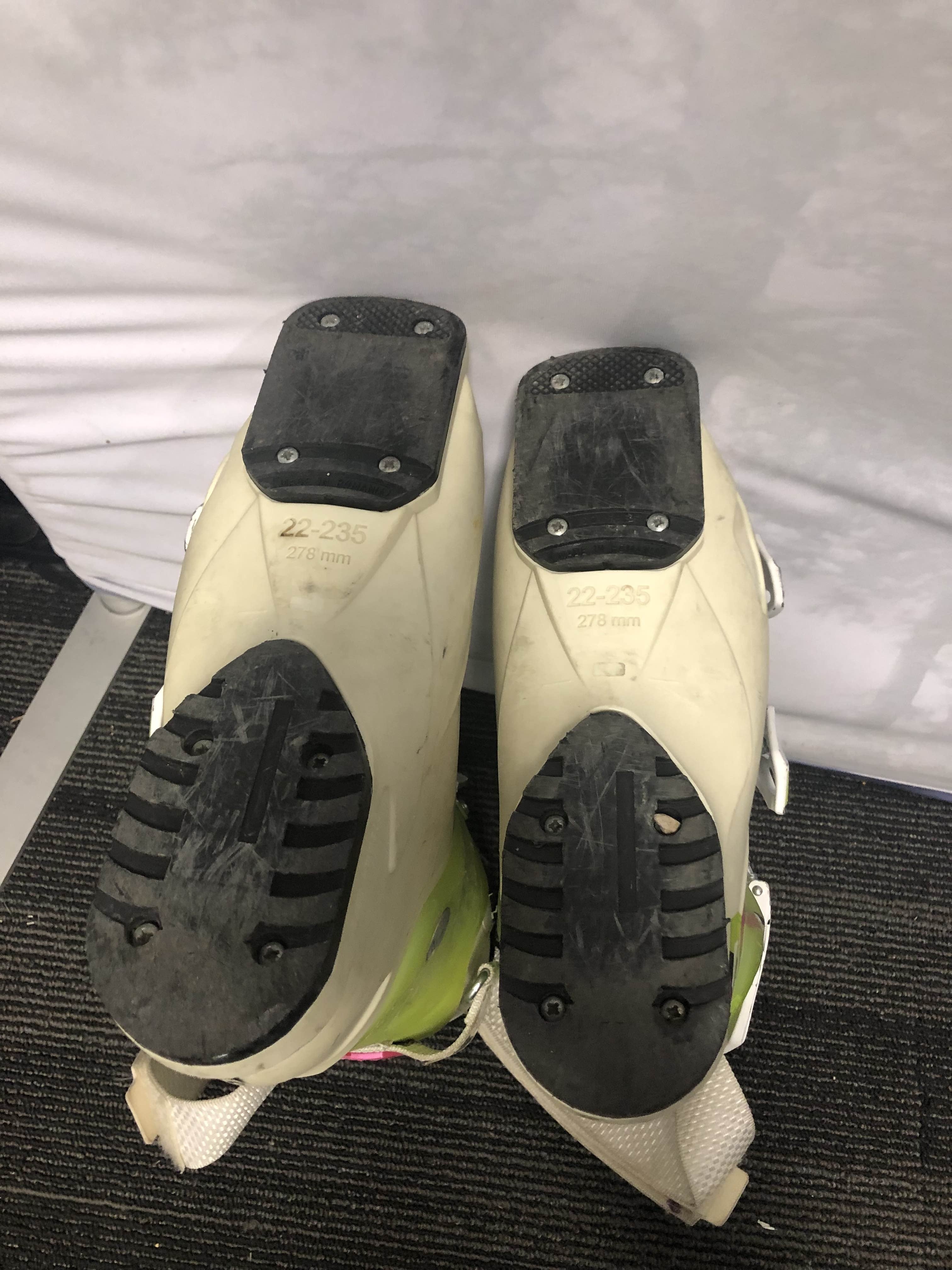 Used Rossignol Kelia Women's Ski Boot - 23.5MP