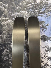 Armada ARV 94 R 164cm Skis w/ Armada Strive 11 ARM SYS Demo Binding - New 2027