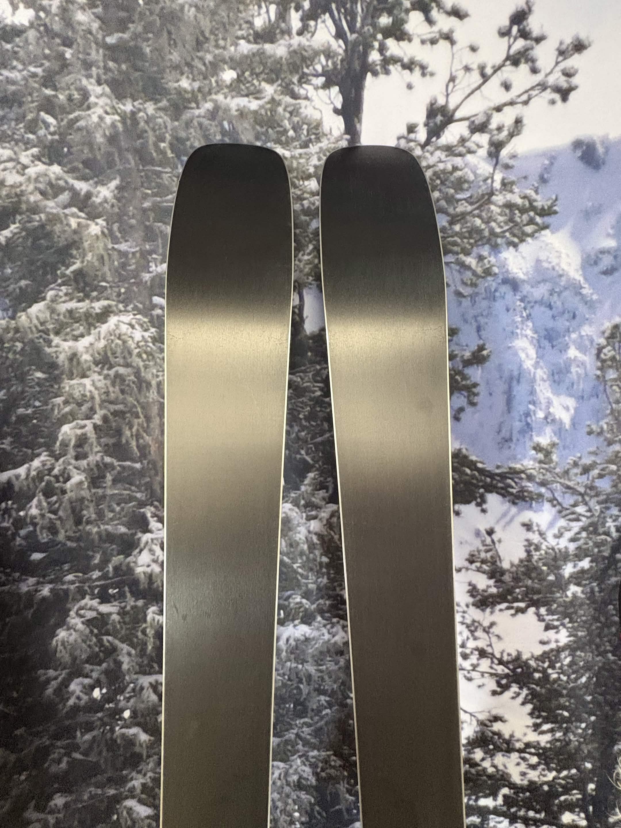 Armada Antimatter 92 R 180cm Skis w/ Armada Strive 11 ARM SYS Demo Binding - New 2027