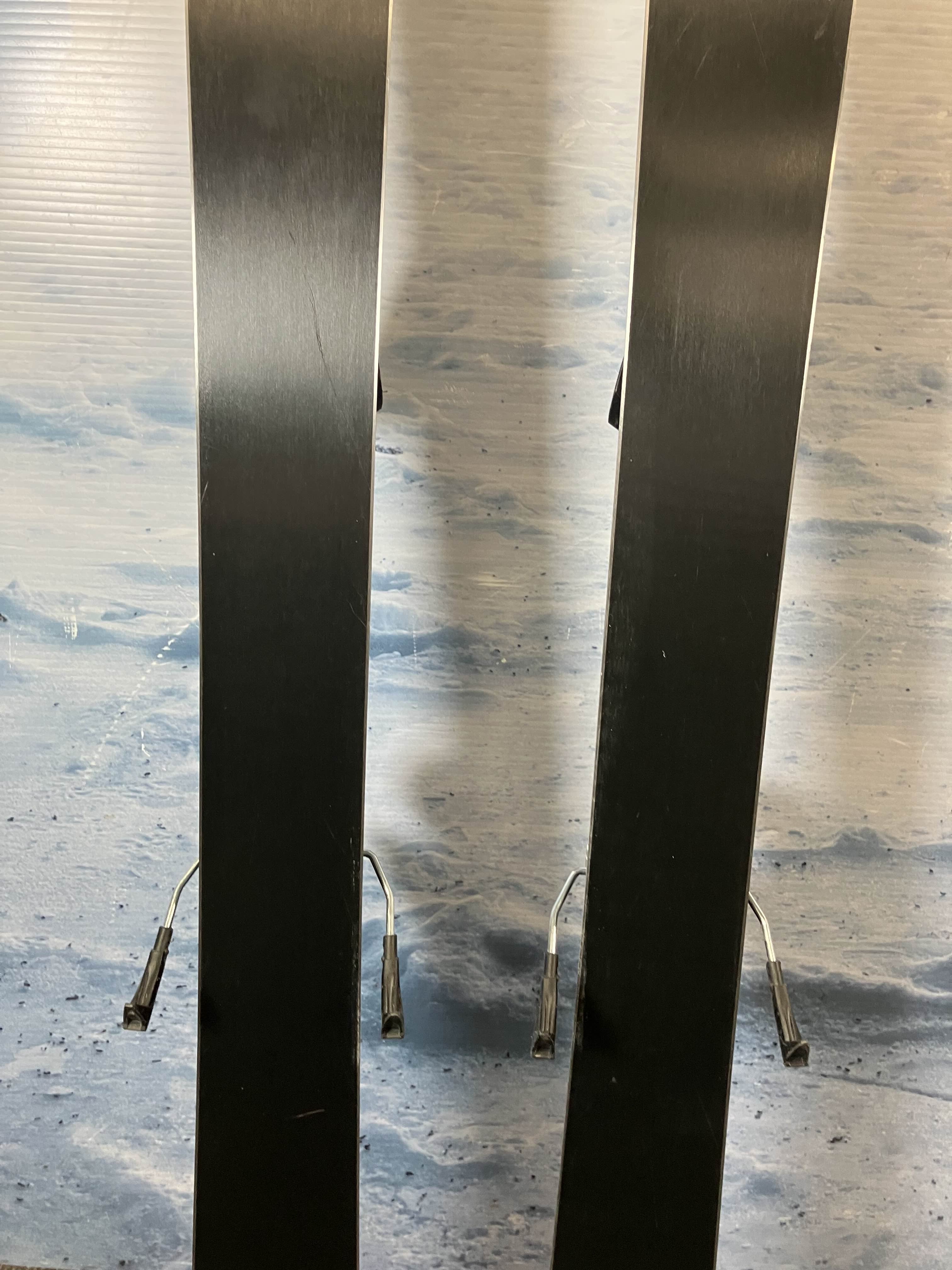 Used Atomic Bent Chetler 150cm w/ Atomic L6 GW Bindings