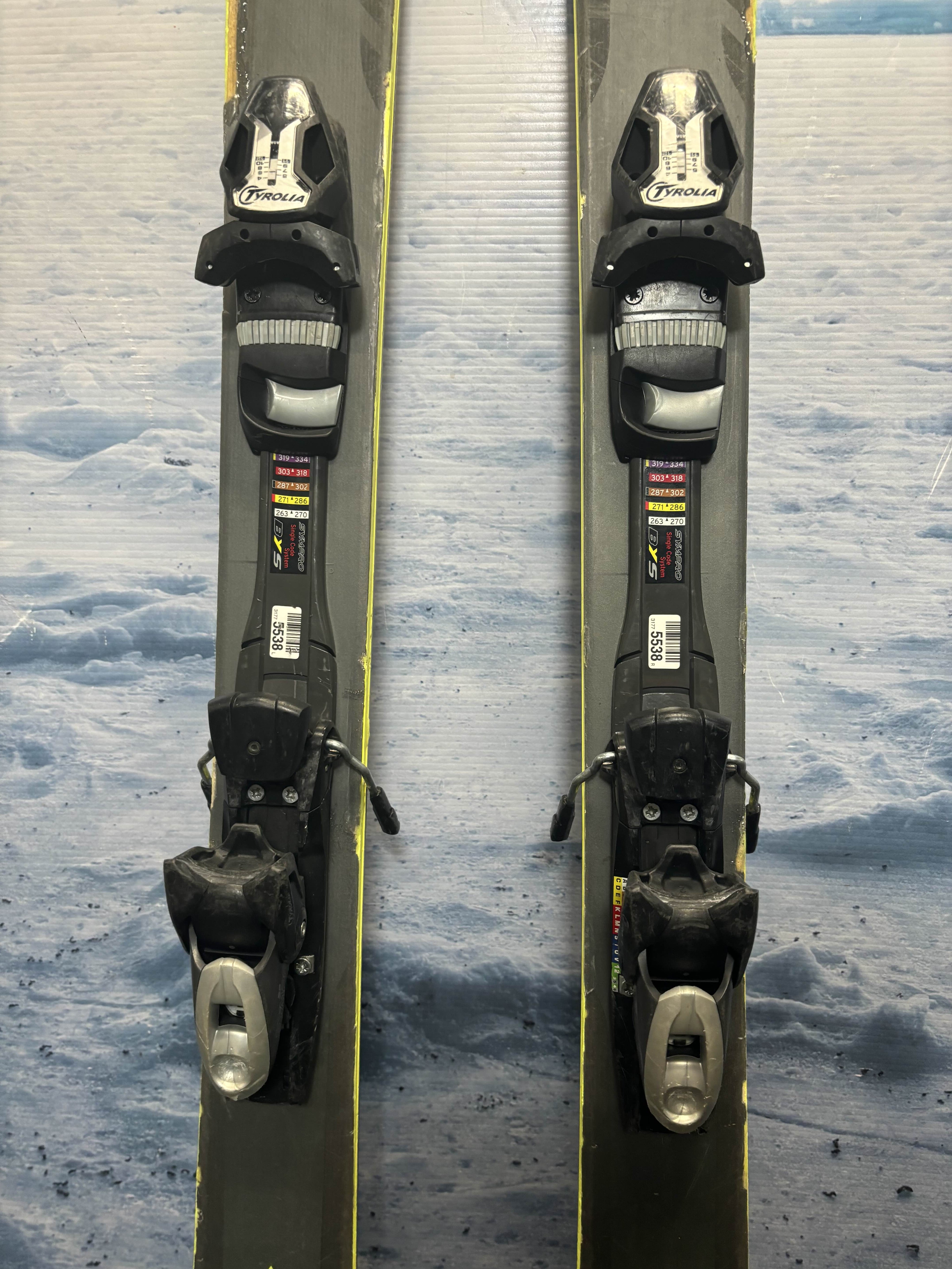 Used Salomon QST 92 Ski 161cm w/ Tyrolia Attack 12 Rental Binding