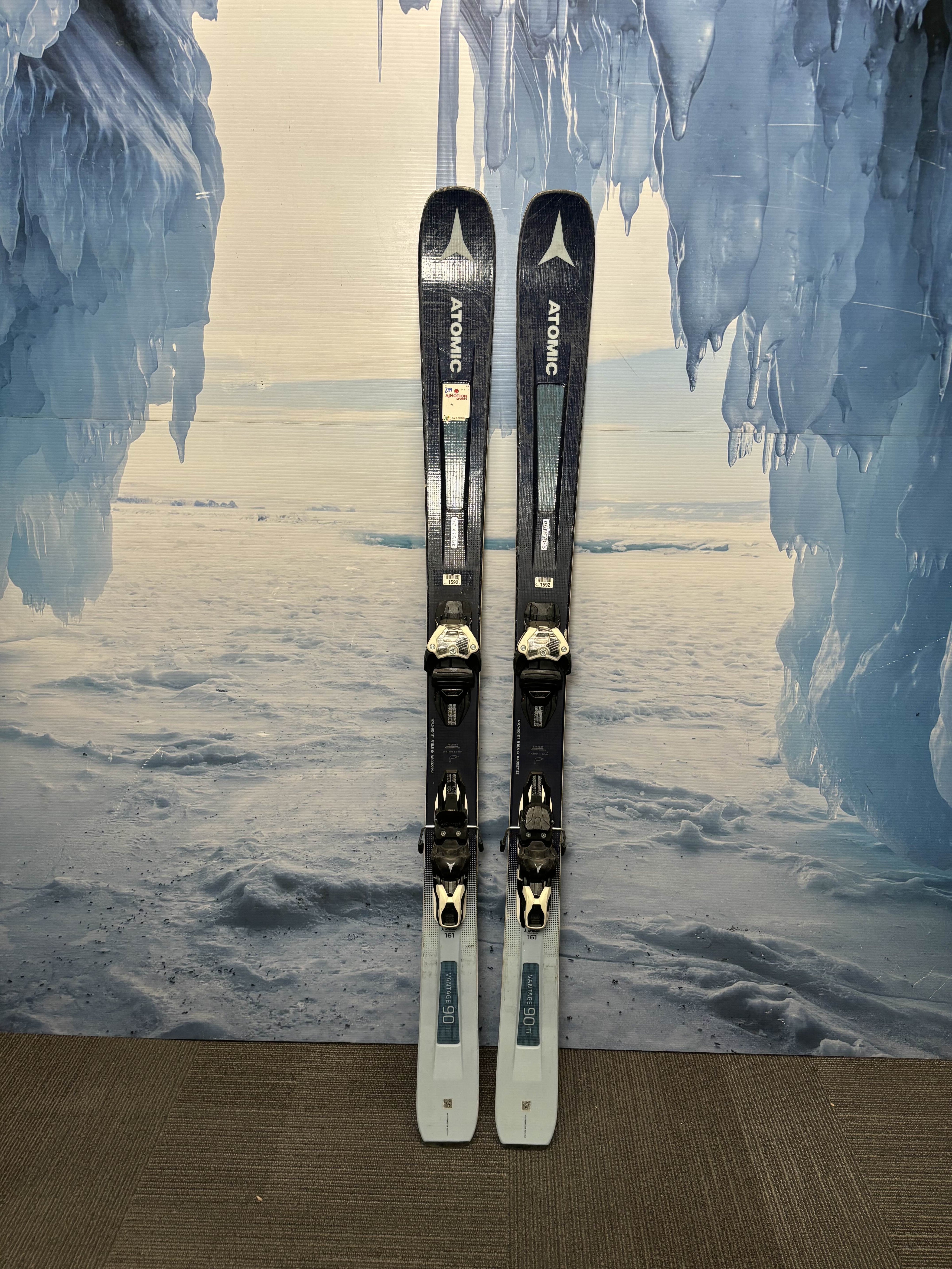 Used Atomic Vantage 90 Ti Ski 161cm w/ Atomic Warden 11 Rental Binding