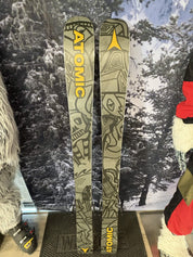 Atomic Bent Mini 143cm Skis w/ ATOMIC L6 GW SYS ATO Demo Binding - New 2027