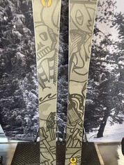 Atomic Bent Mini 143cm Skis w/ ATOMIC L6 GW SYS ATO Demo Binding - New 2027