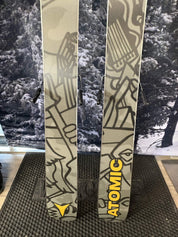 Atomic Bent Mini 153cm Skis w/ ATOMIC M10 GW SYS ATO Demo Binding - New 2027