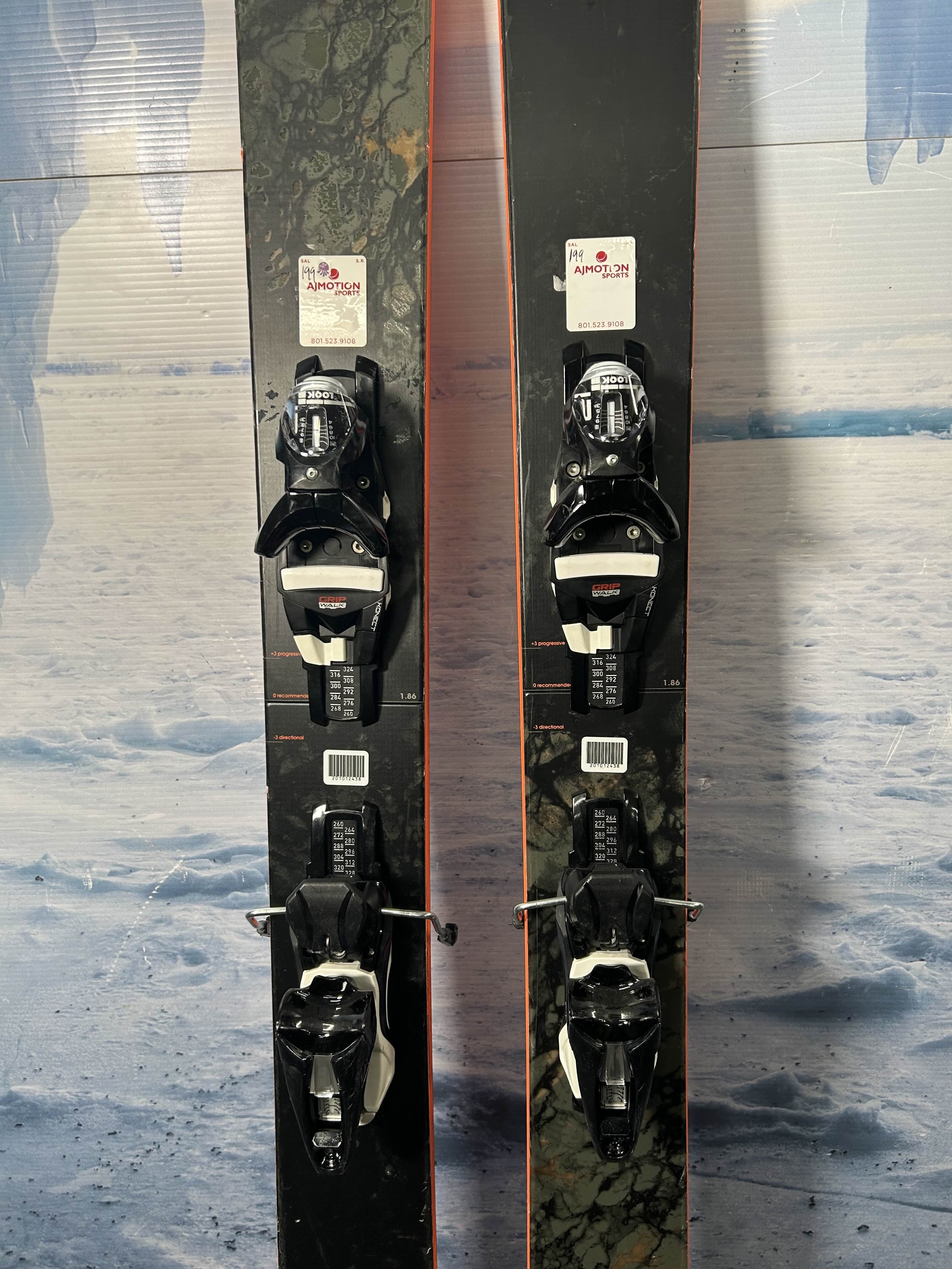 Used 2022 Rossignol Blackops Gamer 118 Ski w/ Look Nx 12 Demo Bindings - 186CM