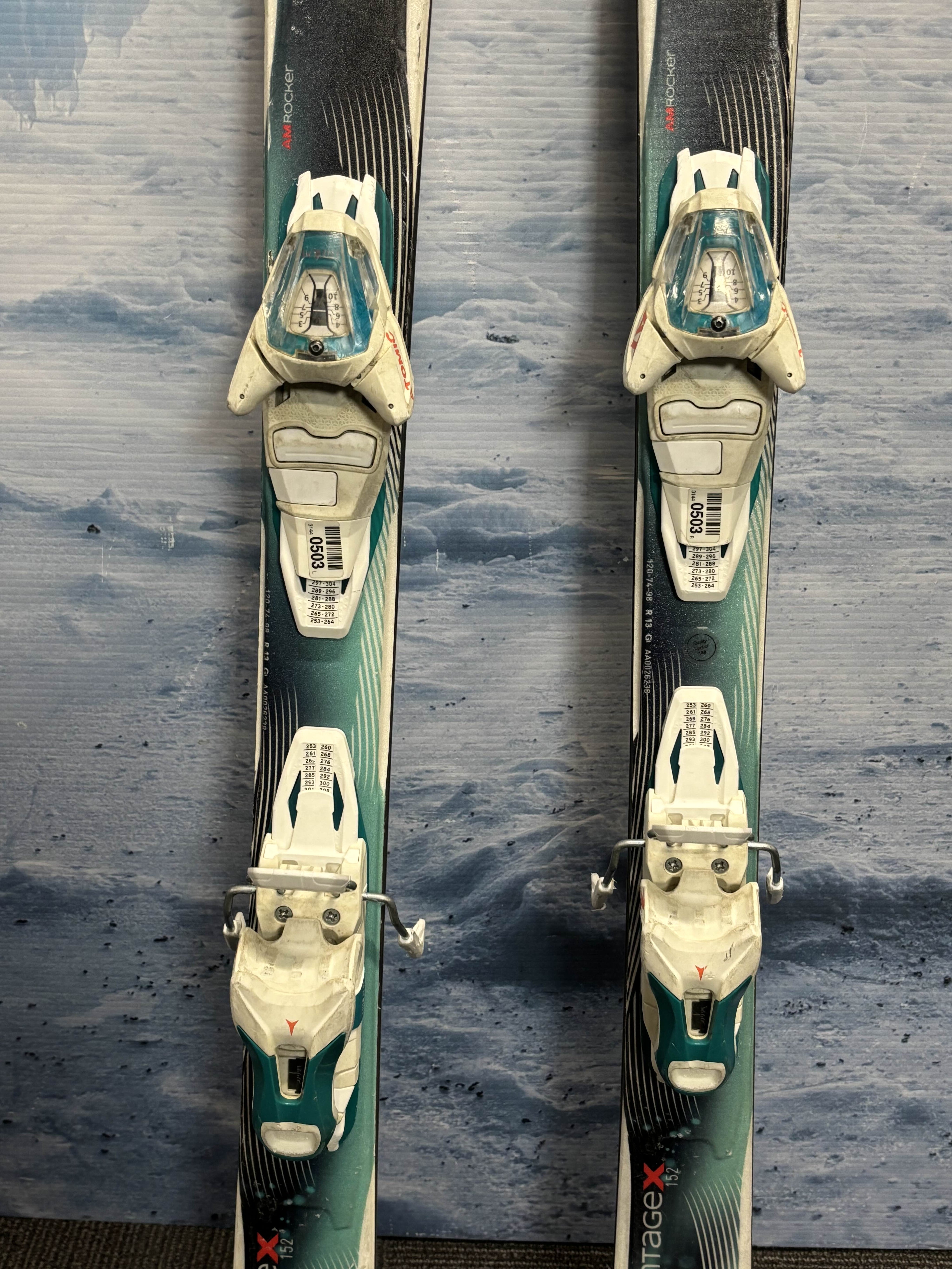 Used Atomic Vantage X 74 Ski 152cm w/ Atomic Lithium 10 Rental Binding