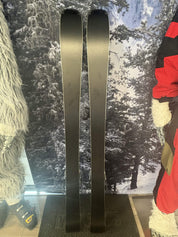Atomic Bent Chetler 85R 150cm Skis w/ ATOMIC EM10 GW ATO SYS Demo Binding - New 2026