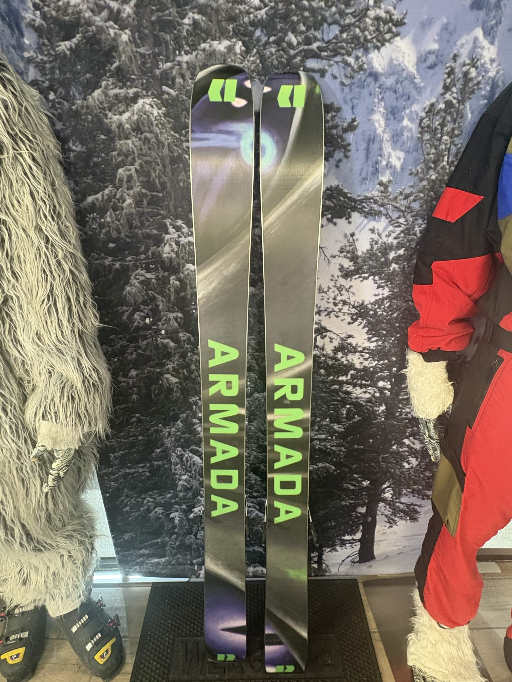 Armada ARV 100 Madsteez 164cm Skis w/ ATOMIC NR Strive 11 GW ATO Demo Binding - New 2027