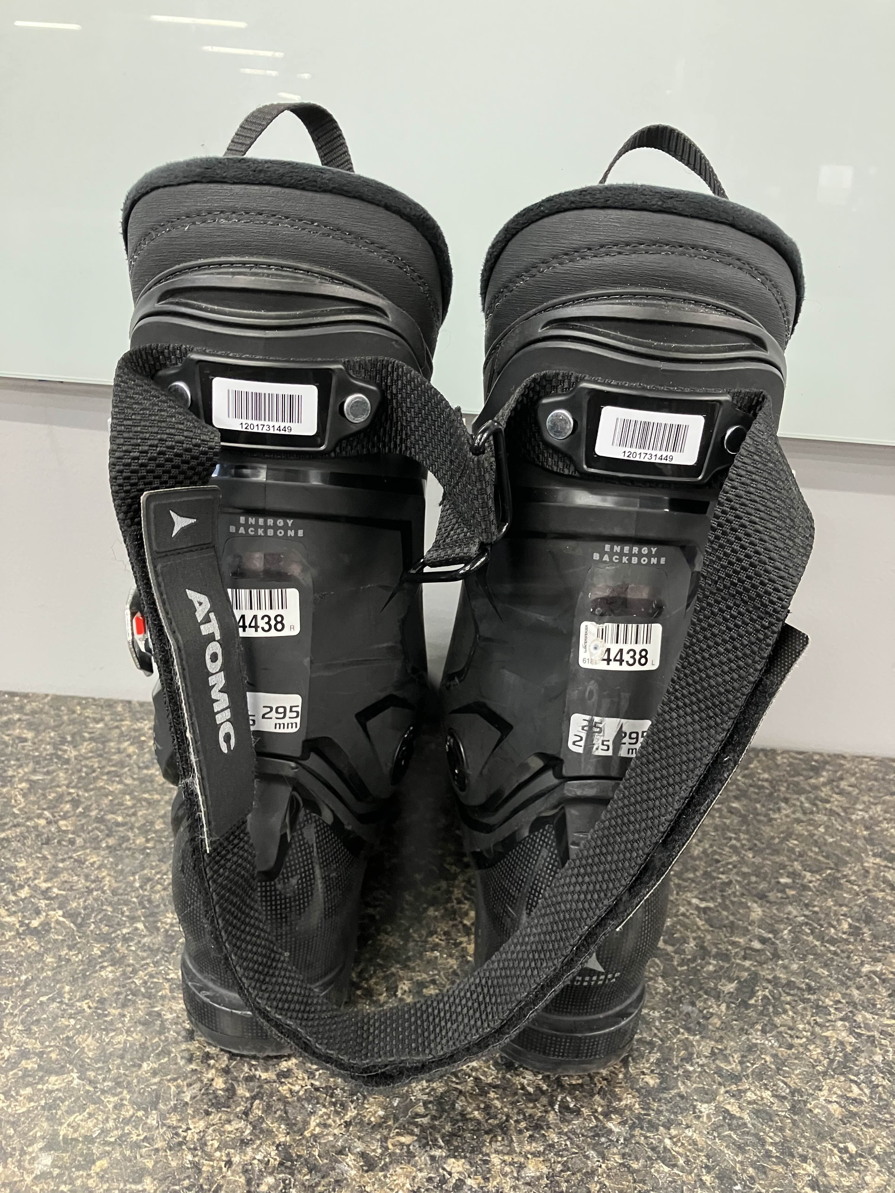Used Atomic Hawx Magna R100 Ski Boot - 25.5MP 2025