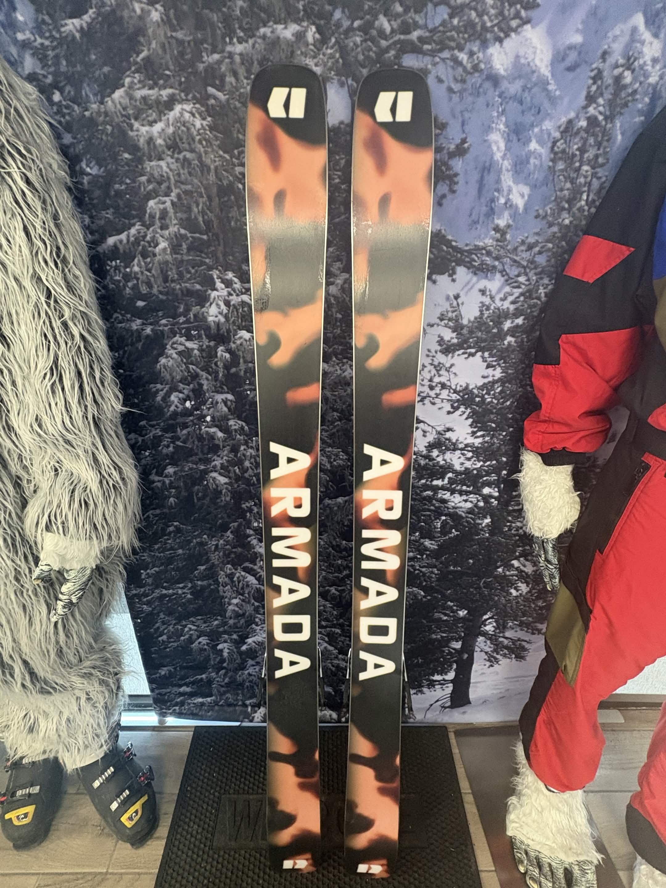 Armada ARW 100 165cm Skis w/ ATOMIC NR Strive 11 GW ATO Demo Binding -New 2027