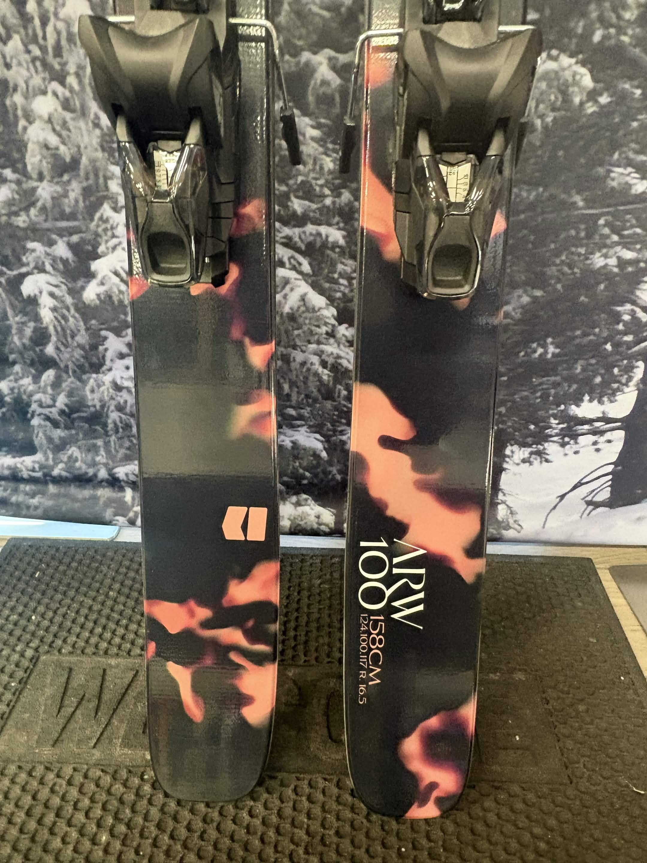 Armada ARW 100 158cm Skis w/ ATOMIC NR Strive 11 GW ATO Demo Binding -New 2027
