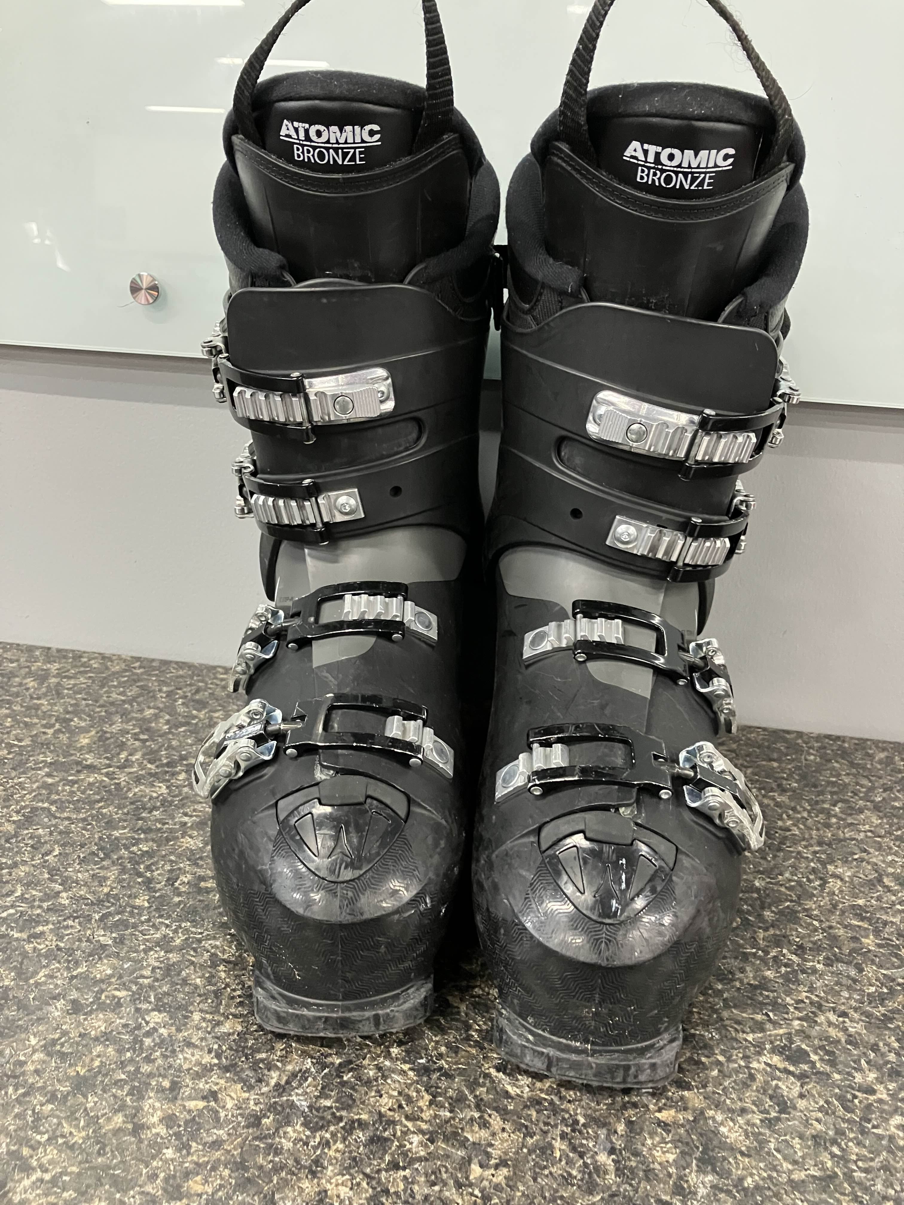 Used Atomic Hawx Magna R90 - 28.5 MP