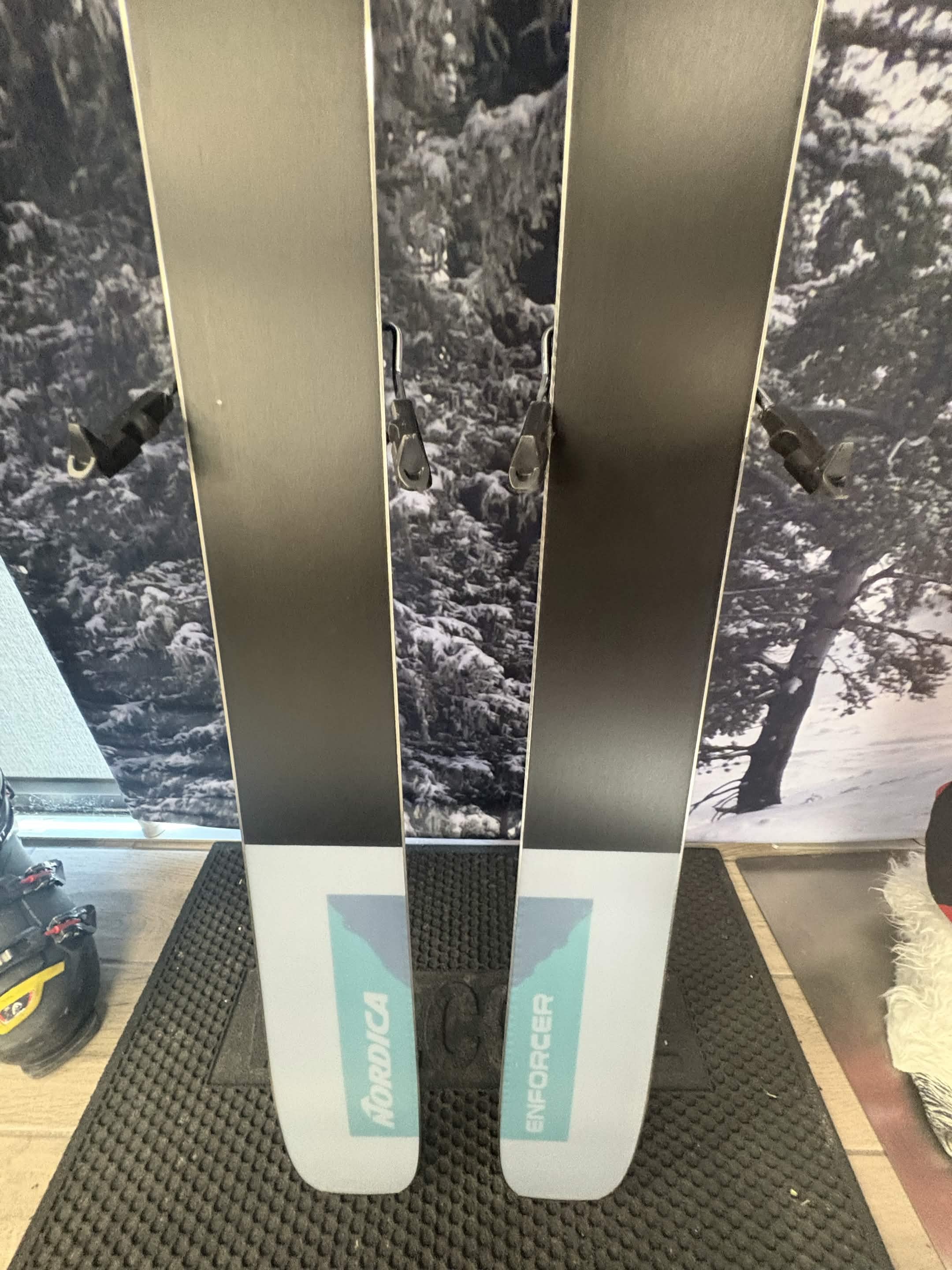 Nordica Enforcer 94 179cm Skis w/ ATOMIC NR Strive 13 GW ATO Demo Binding -New 2027