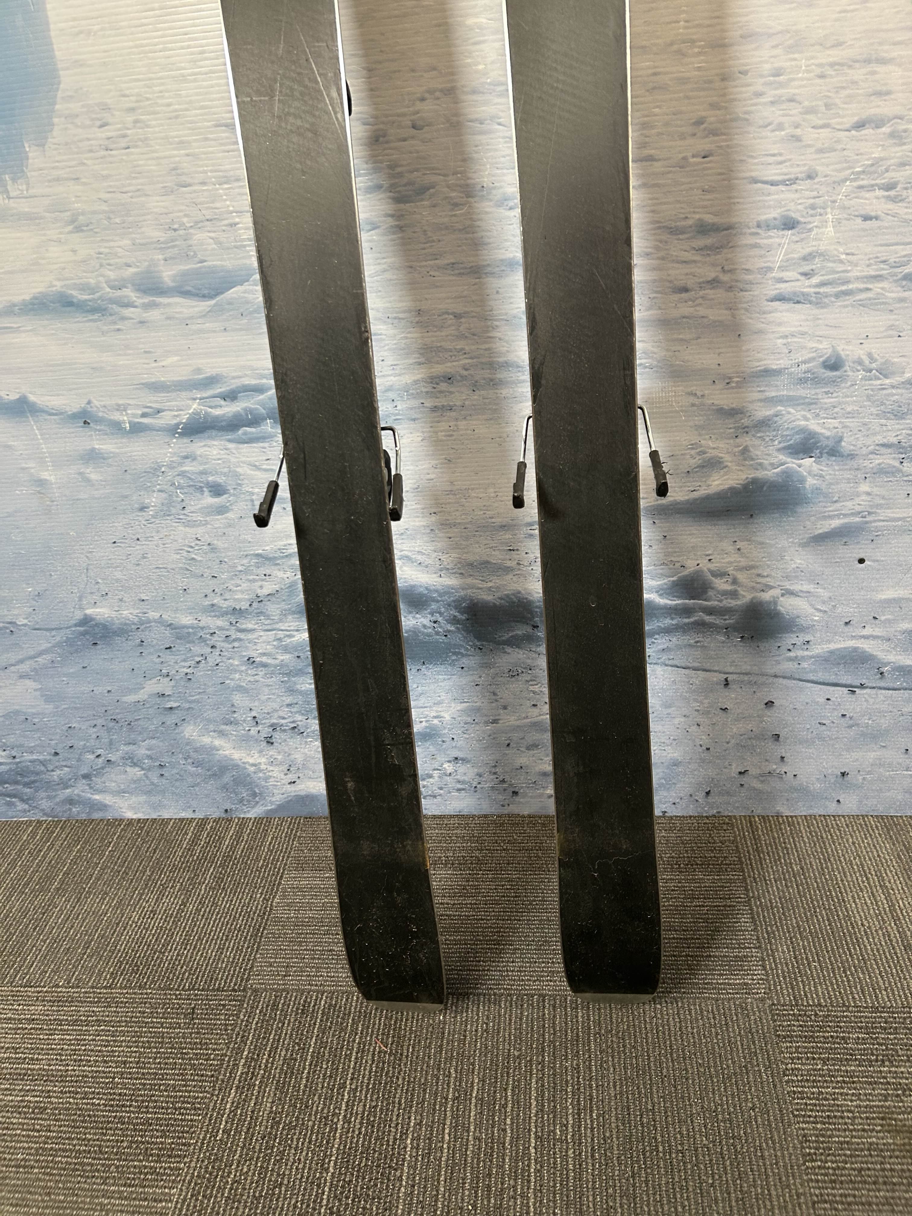 Used 2025 Rossignol Sender 90 Pro Ski w/ Look Express 10 Gw Demo Bindings - 170CM