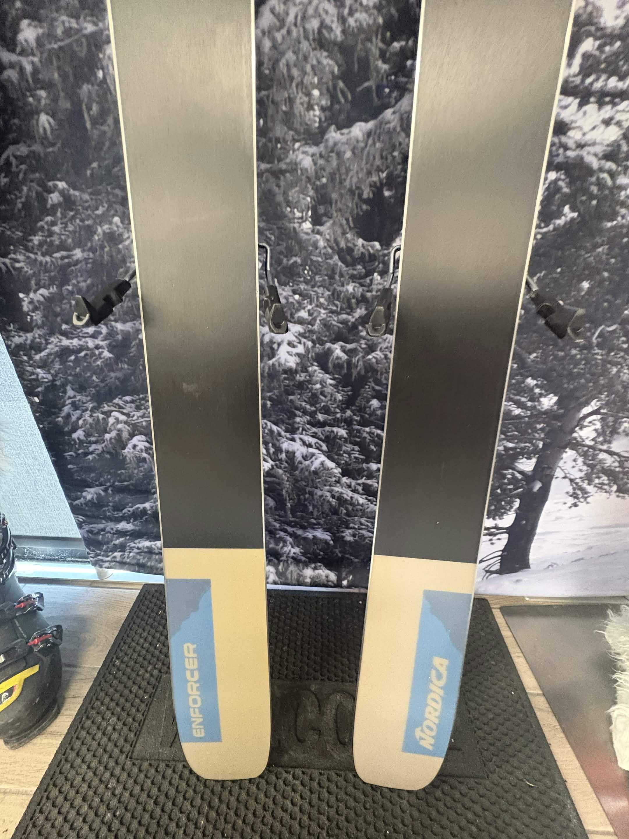 Nordica Enforcer 99 179cm Skis w/ ATOMIC NR Strive 13 GW ATO Demo Binding - New 2027