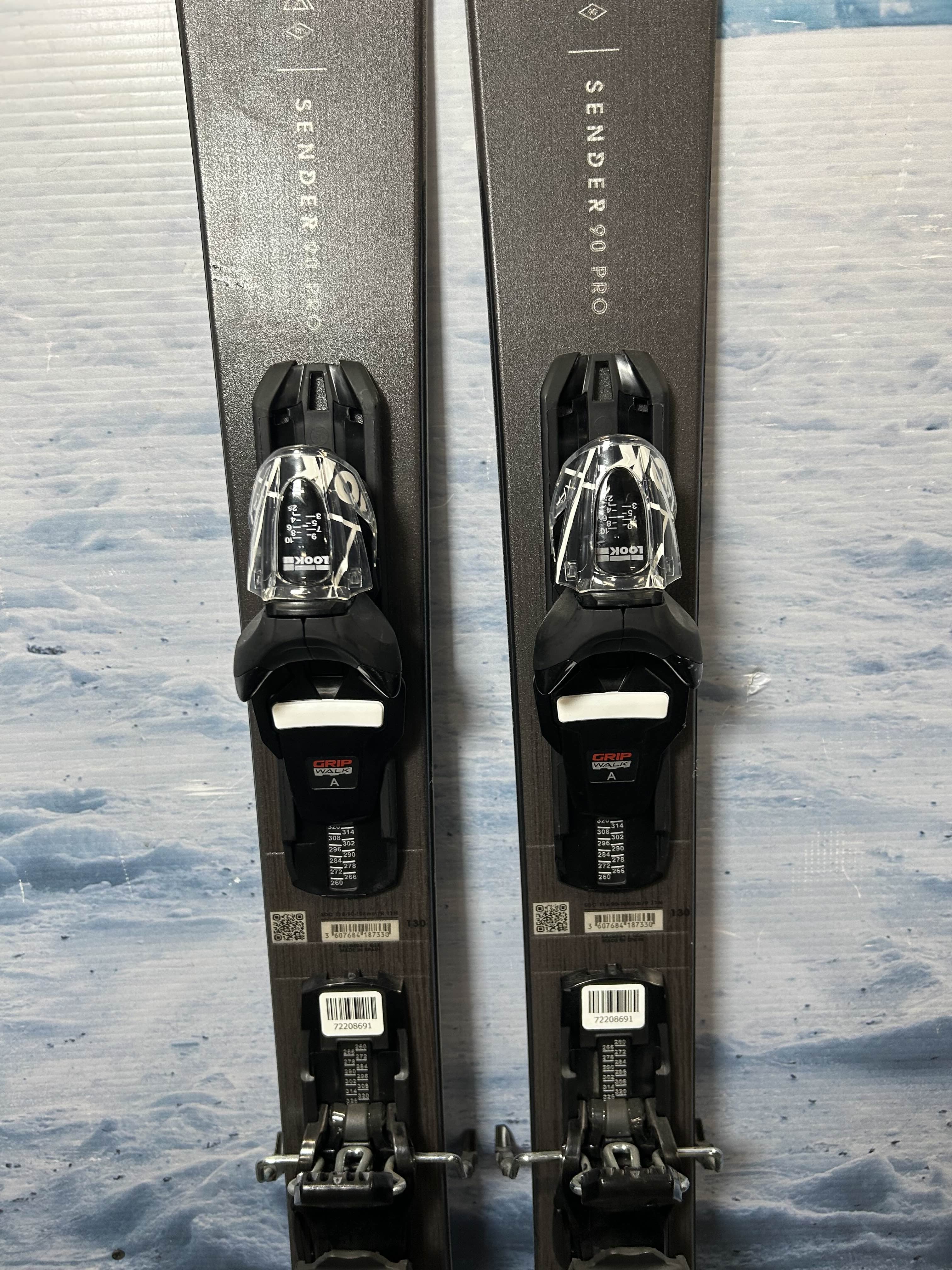 Used Rossignol Sender 90 Pro Ski - 130CM W/ Look Xpress 10 GW Demo Binding