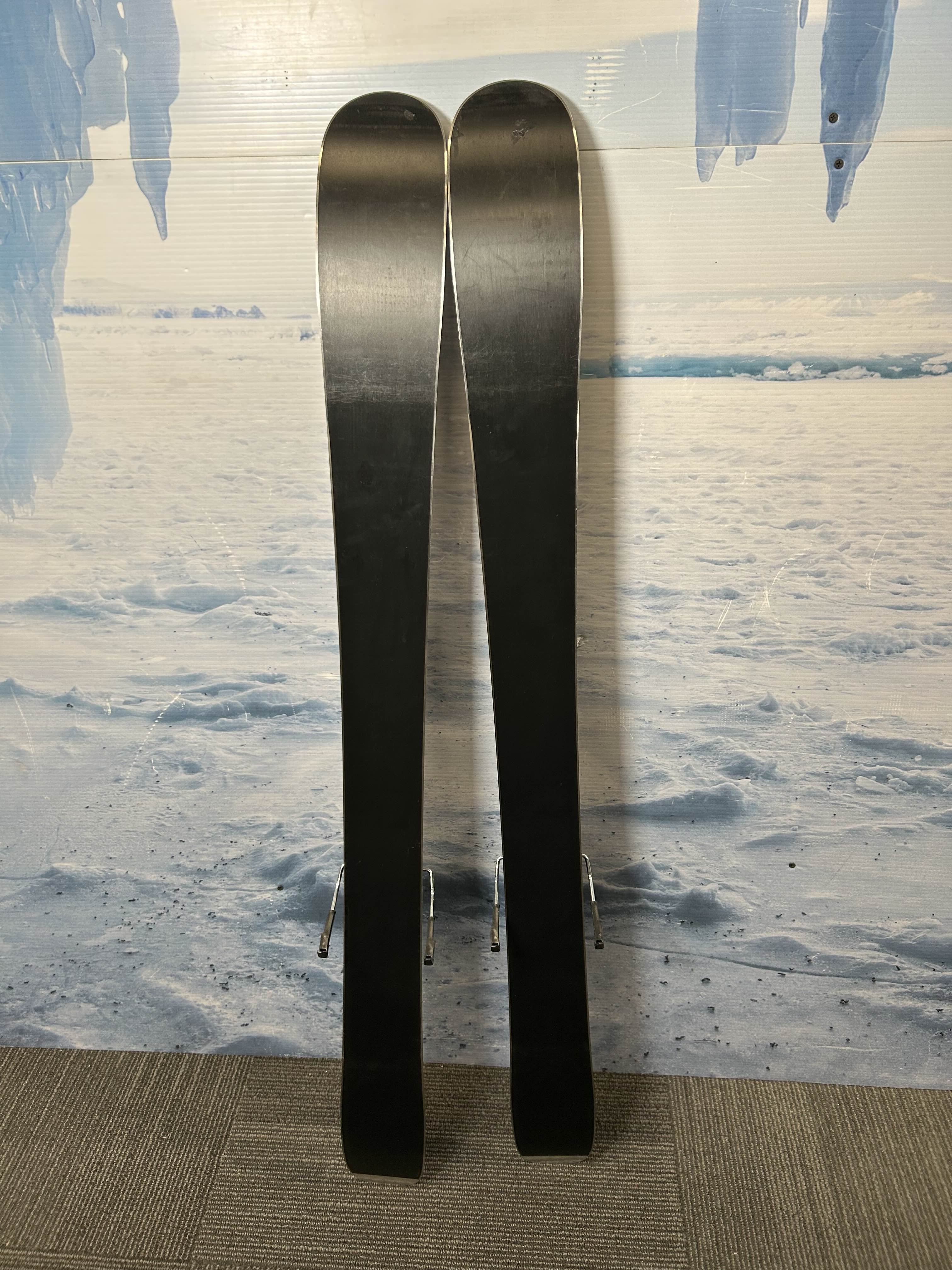 Used Rossignol Sender 90 Pro Ski - 130CM W/ Look Xpress 10 GW Demo Binding