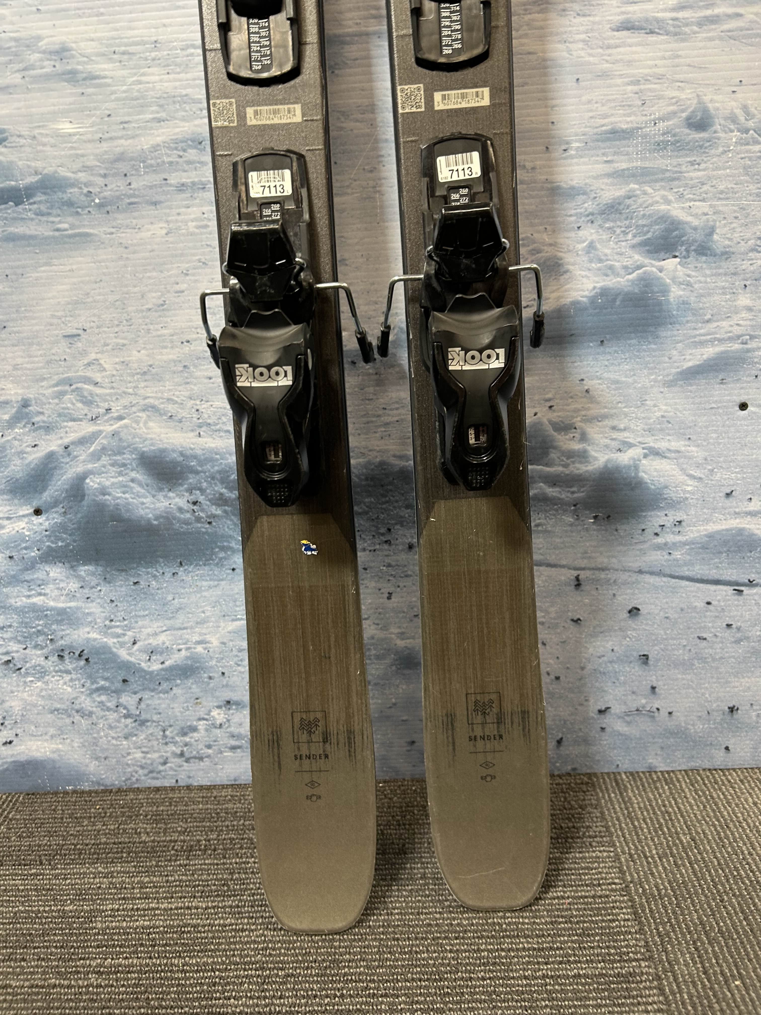 Used Rossignol Sender 90 Pro Ski - 140CM W/ Look Xpress 10 GW Demo Binding