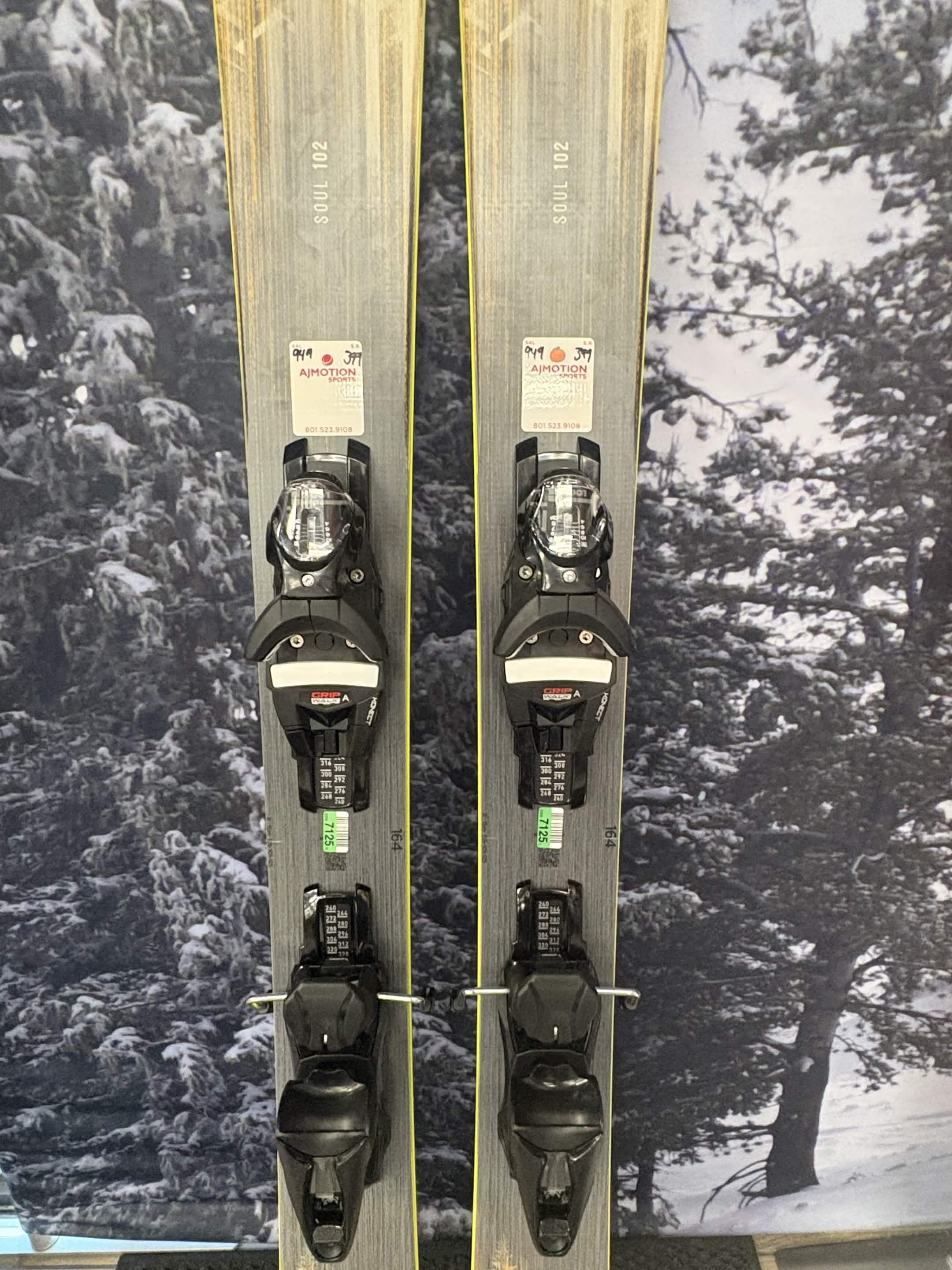 Rossignol Soul 102 164cm Skis w/ ROSSIGNOL NX 12 Konect GW SYS Demo Binding -New 2027
